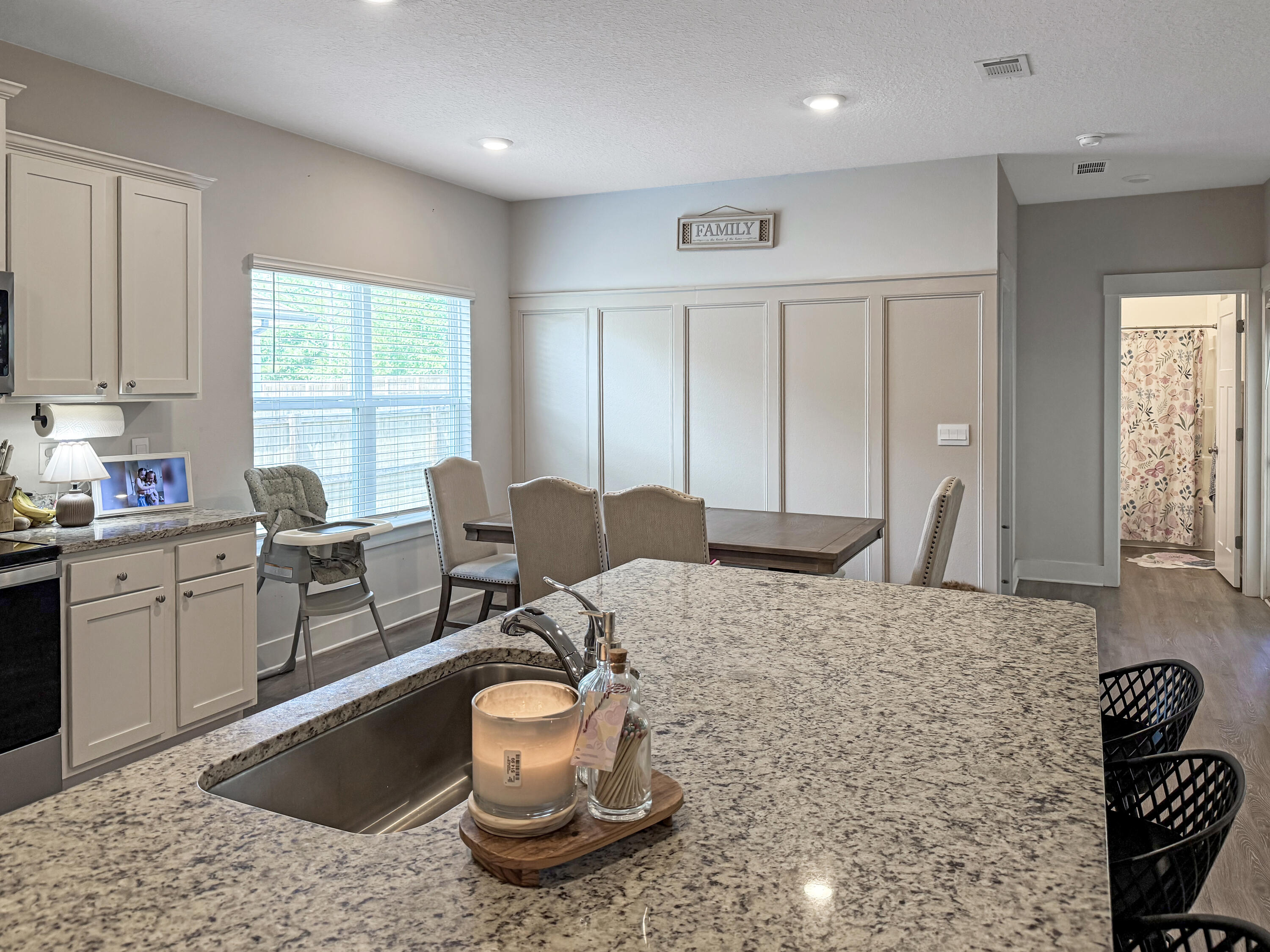 HILLWOOD ESTATES - Residential