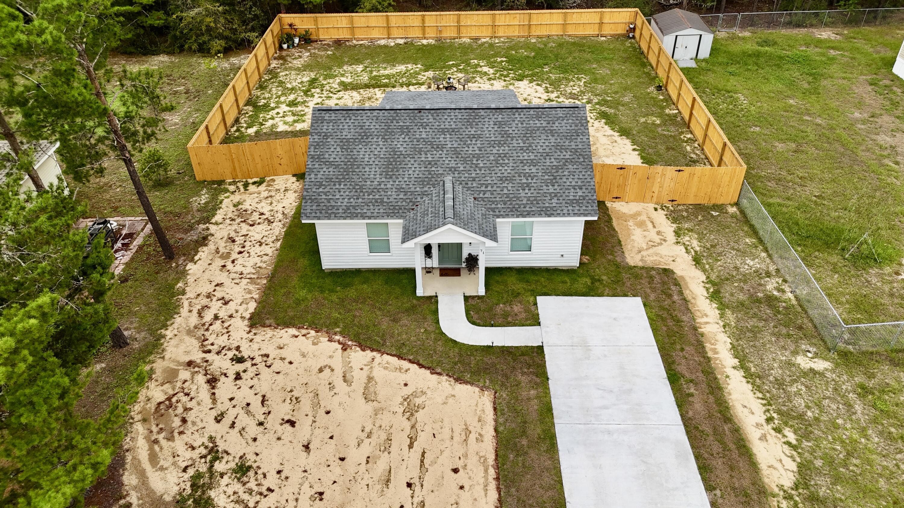 OAK WOOD HILLS UNIT 1 - Residential Lease