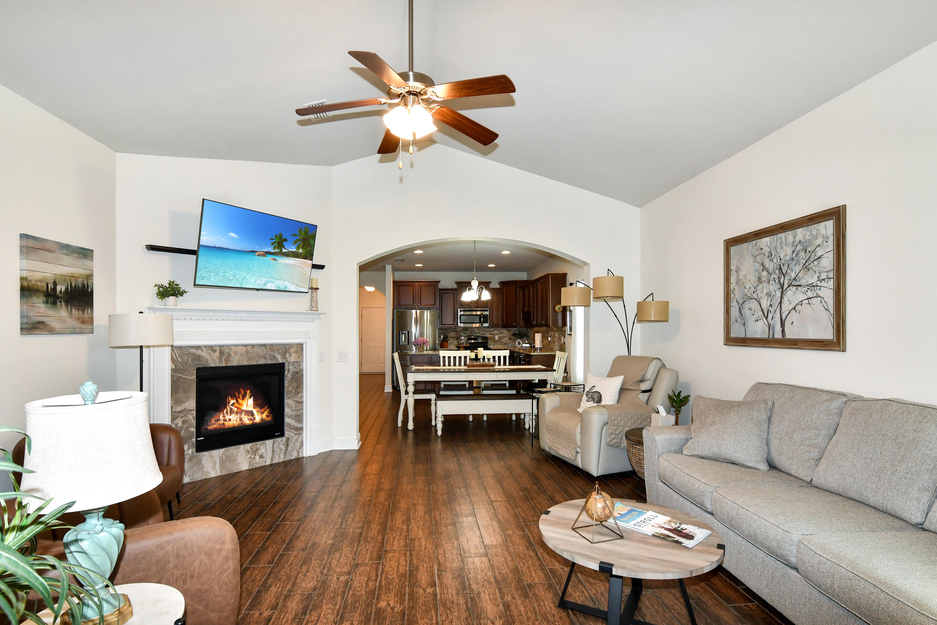 HAMMOCK BAY - Residential