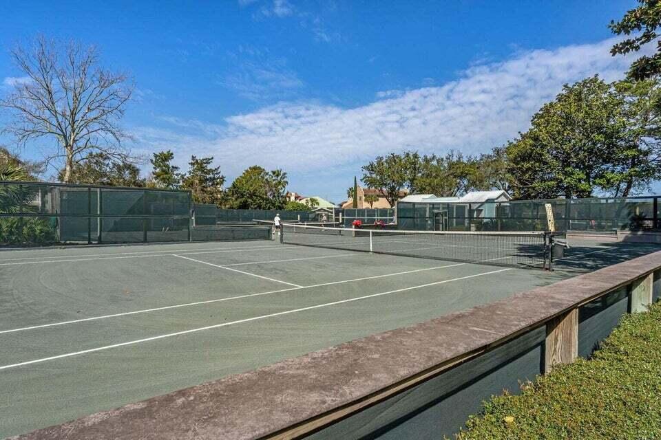 HIDDEN DUNES BEACH COTTAGES 2 - Residential