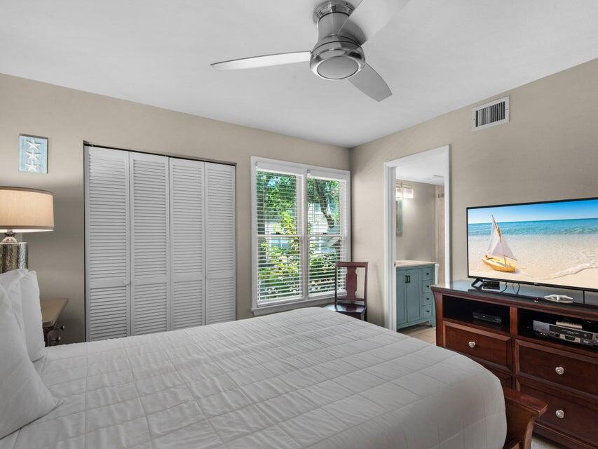 HIDDEN DUNES BEACH COTTAGES 2 - Residential