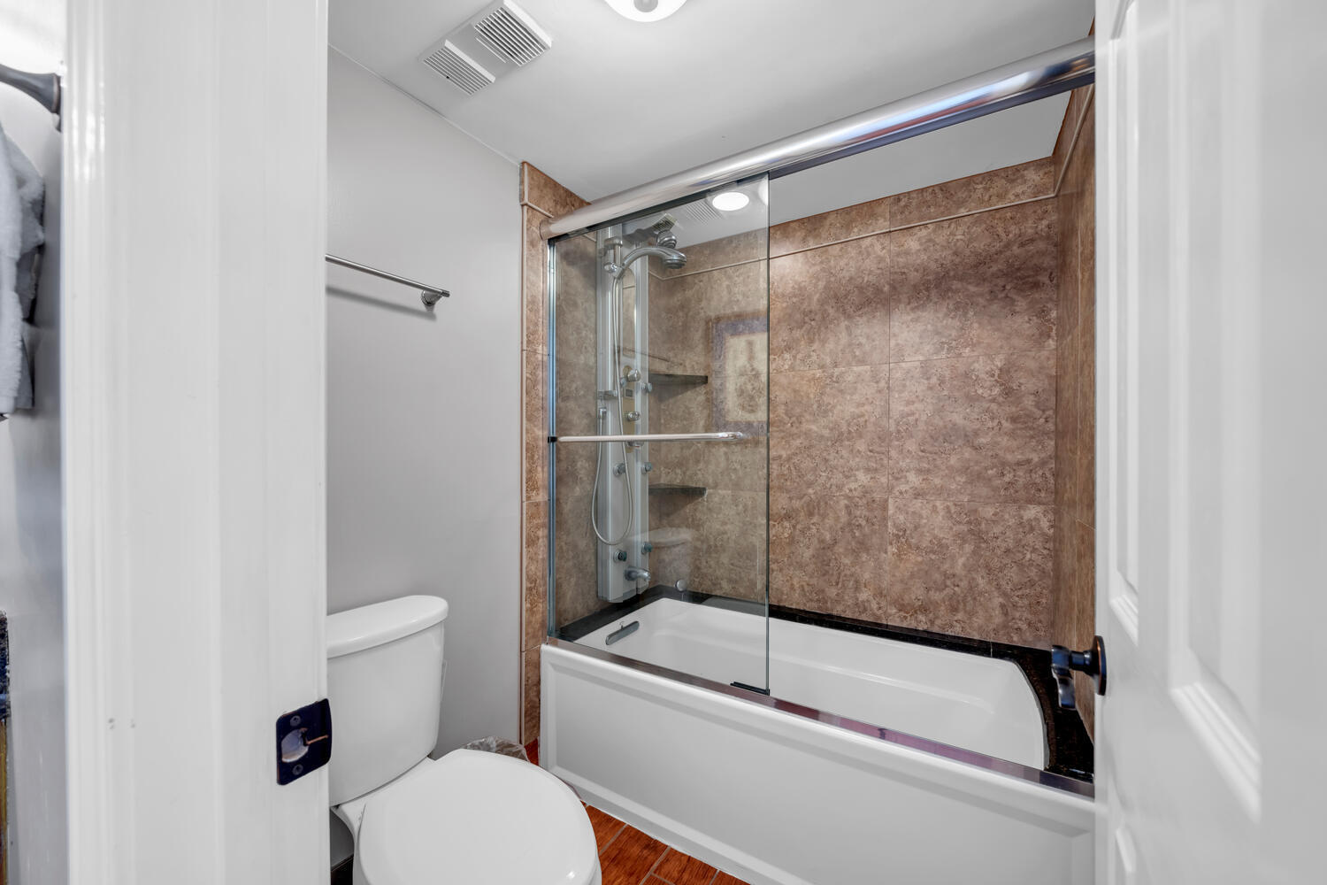 MAINSAIL CONDO PH 3 - Residential