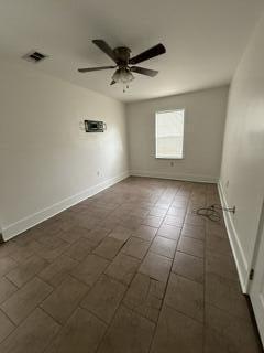 116 NW Holmes Boulevard