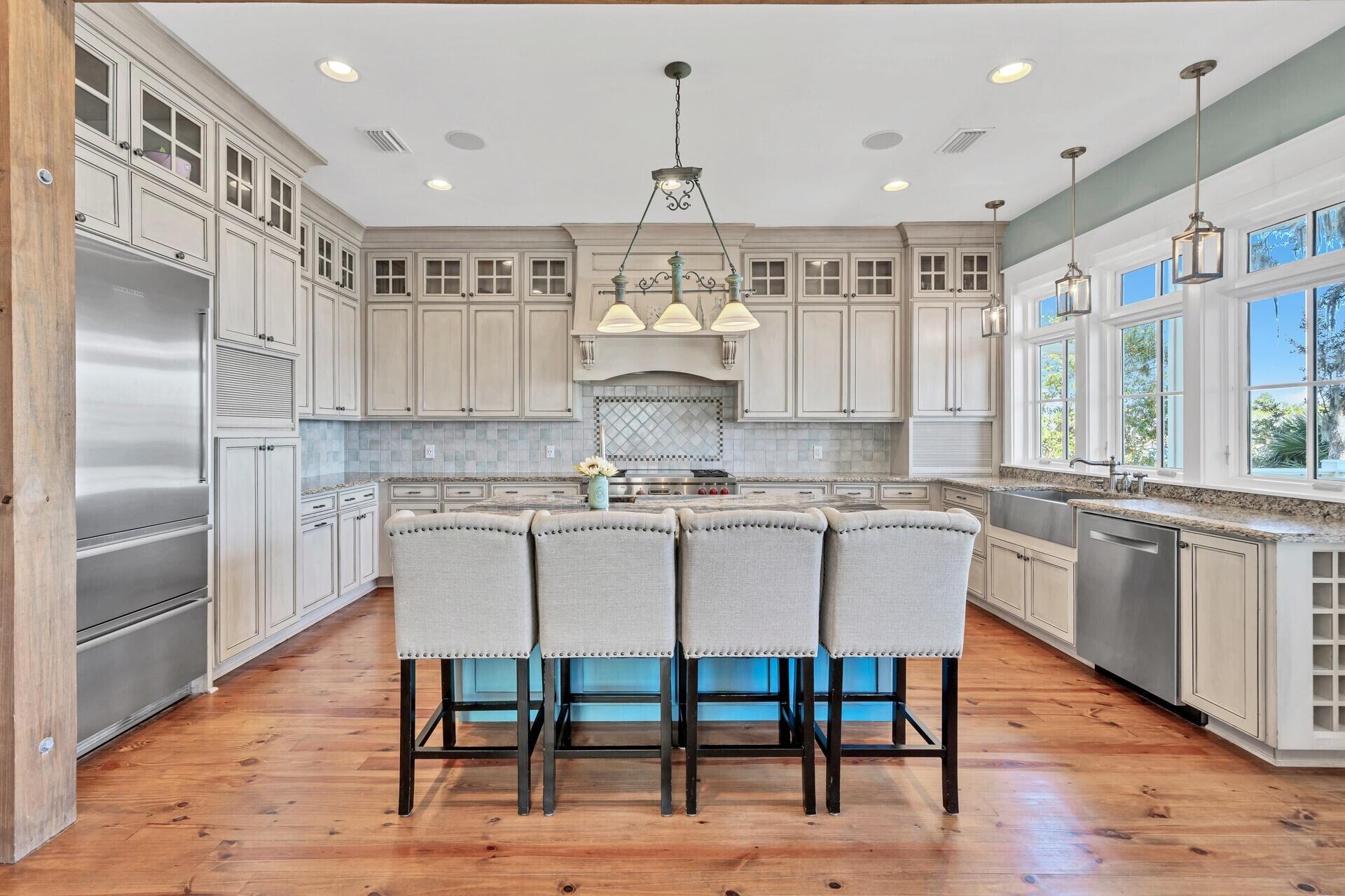 TURQUOISE BEACH - Residential