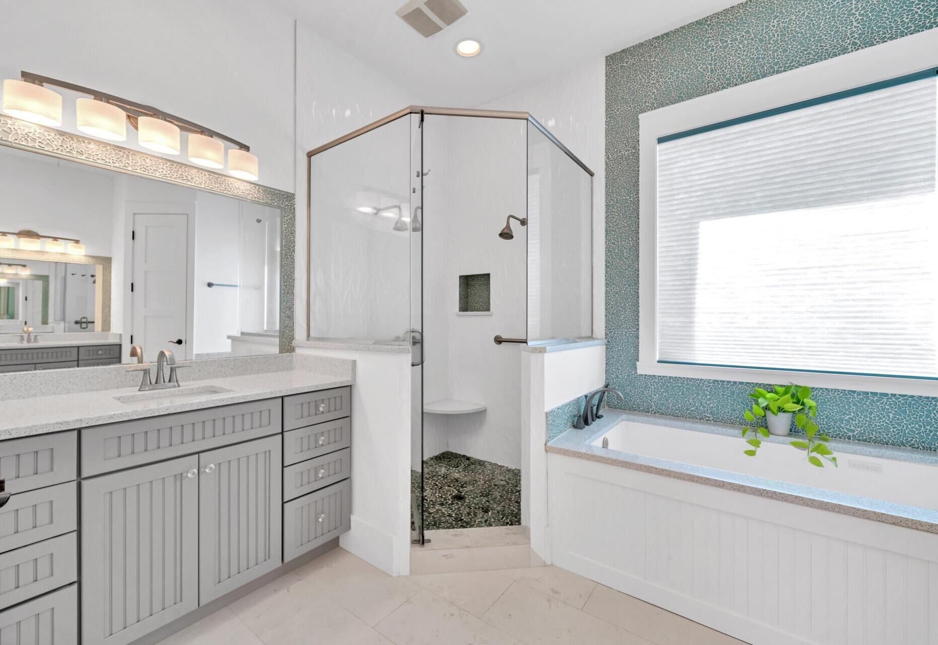 TURQUOISE BEACH - Residential