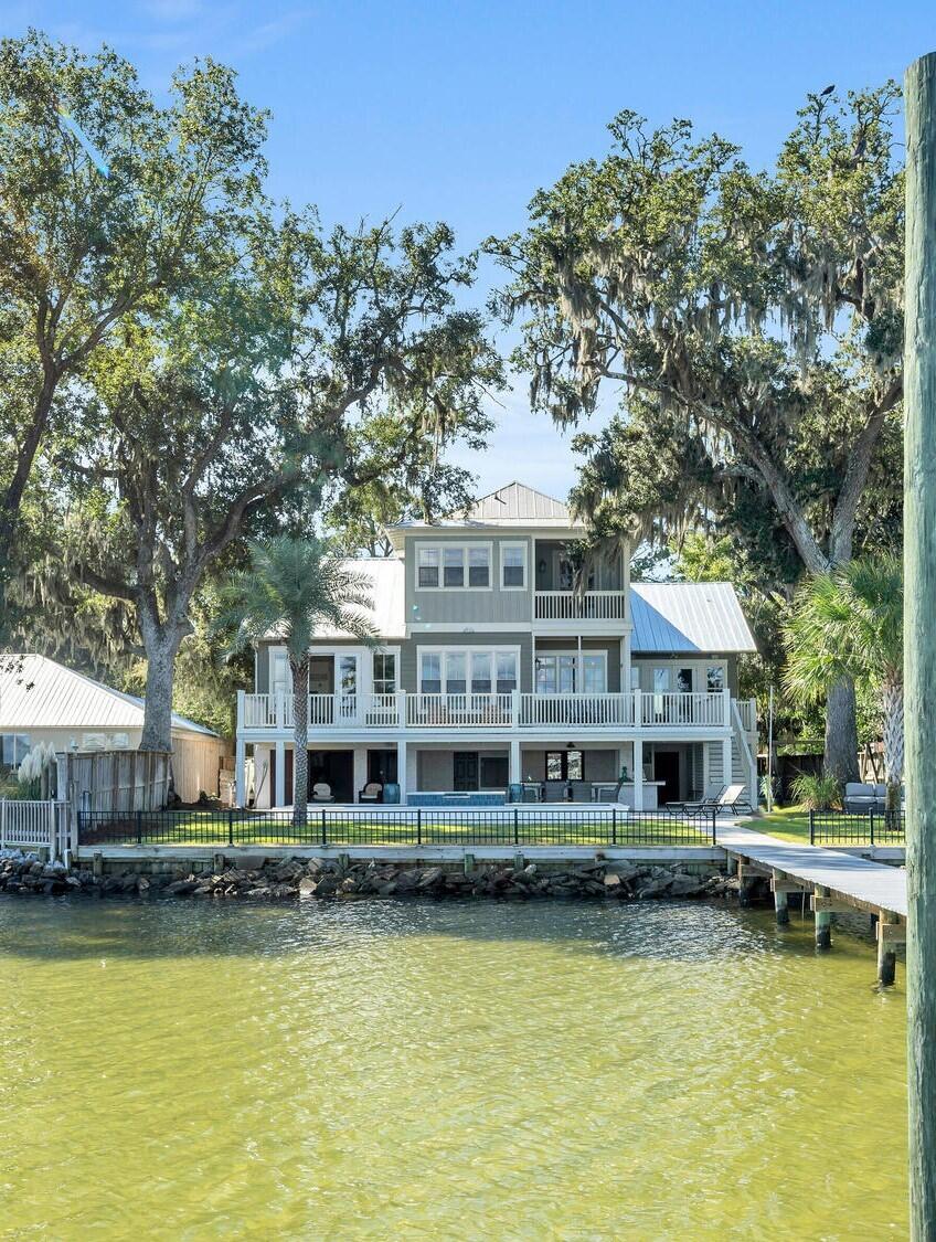 TURQUOISE BEACH - Residential