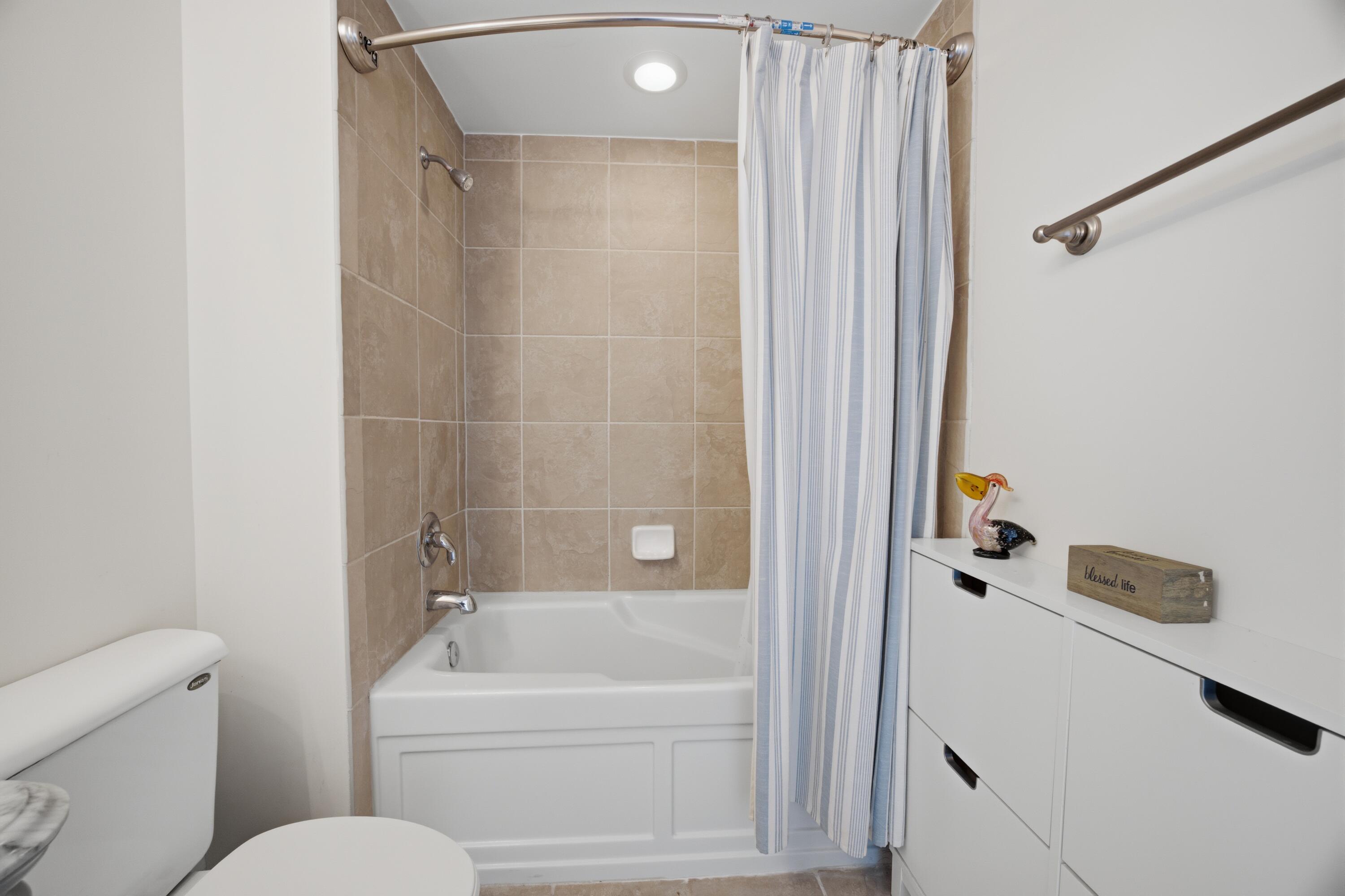 SILVER SHELLS BEACH RESORT - Residential