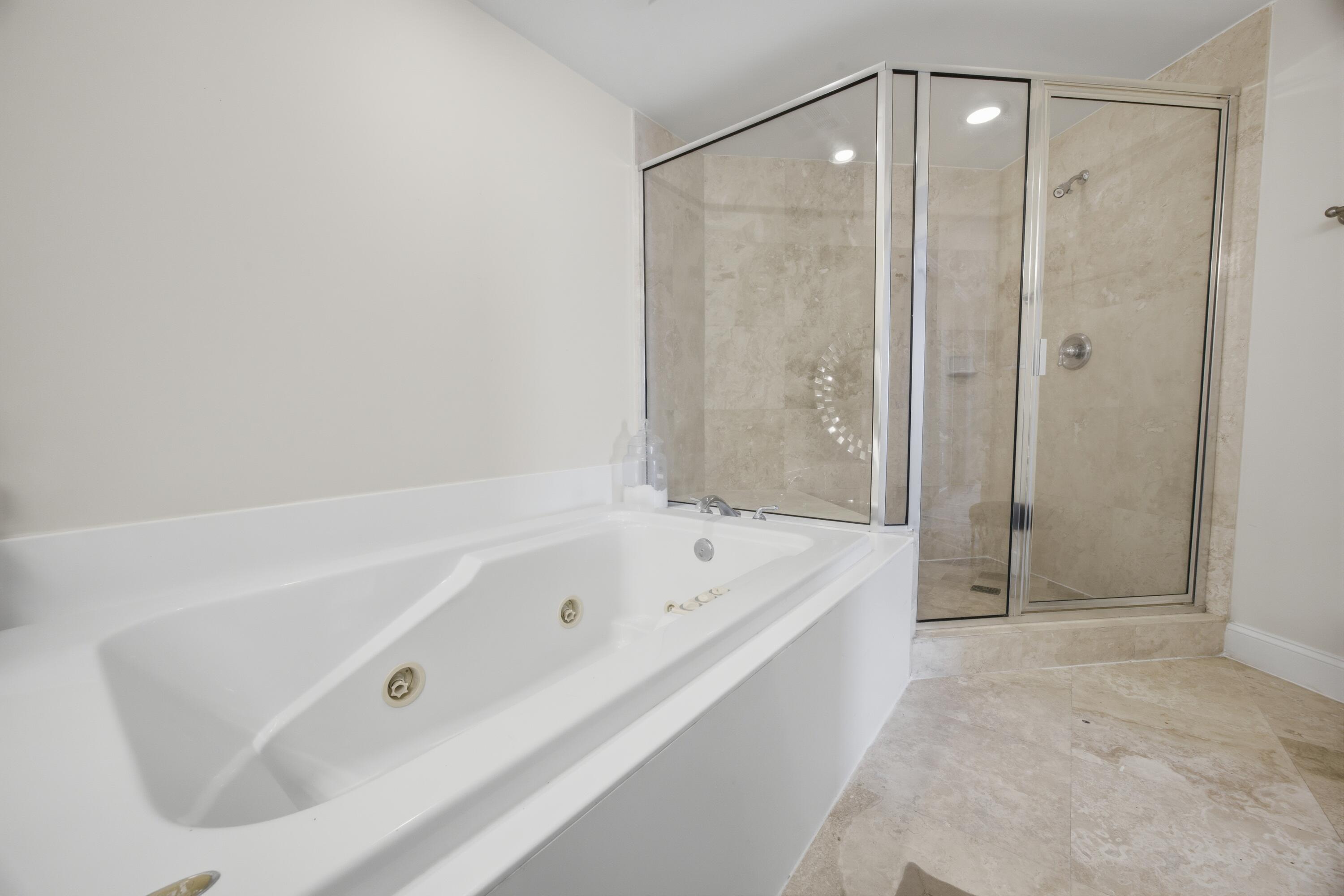 SILVER SHELLS BEACH RESORT - Residential