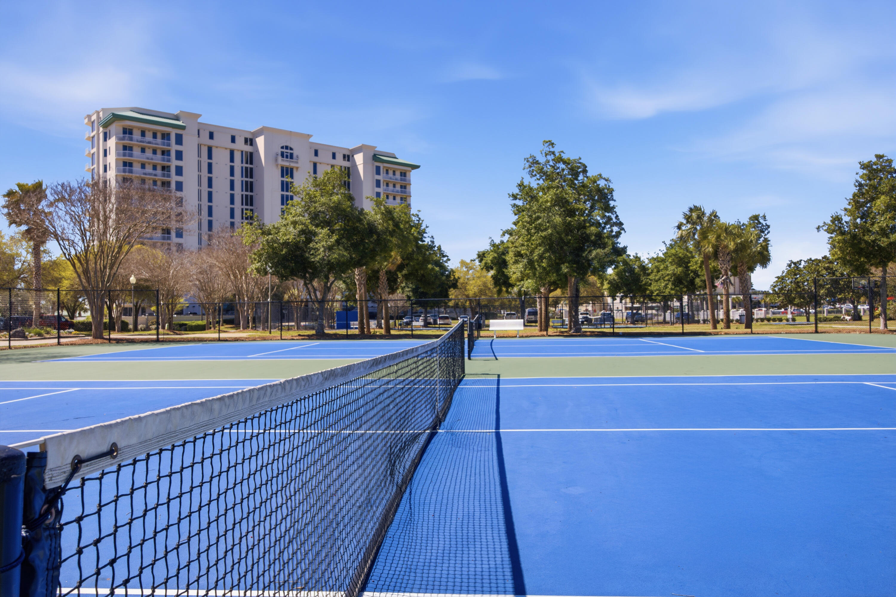 SILVER SHELLS BEACH RESORT - Residential