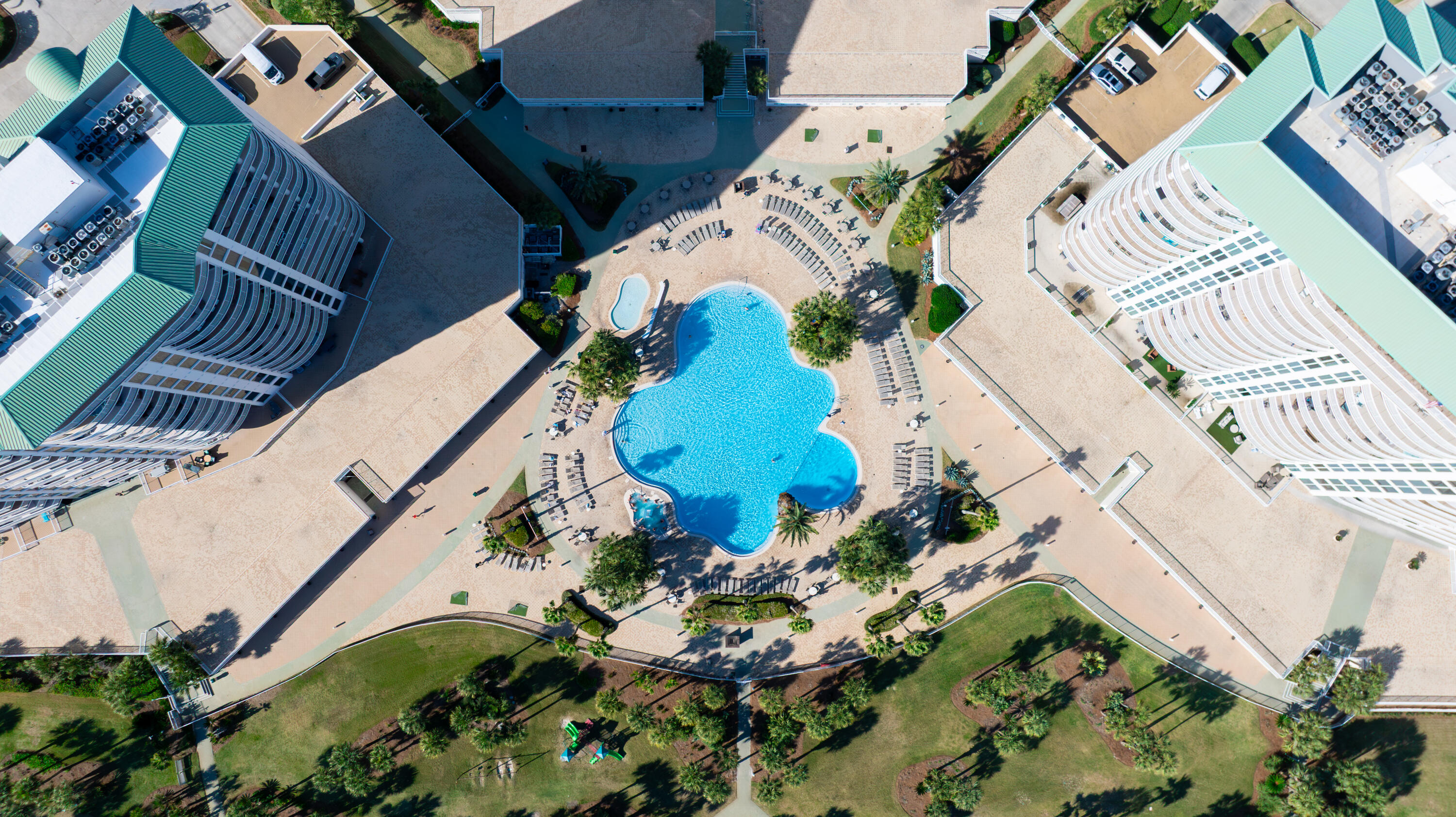 SILVER SHELLS BEACH RESORT - Residential