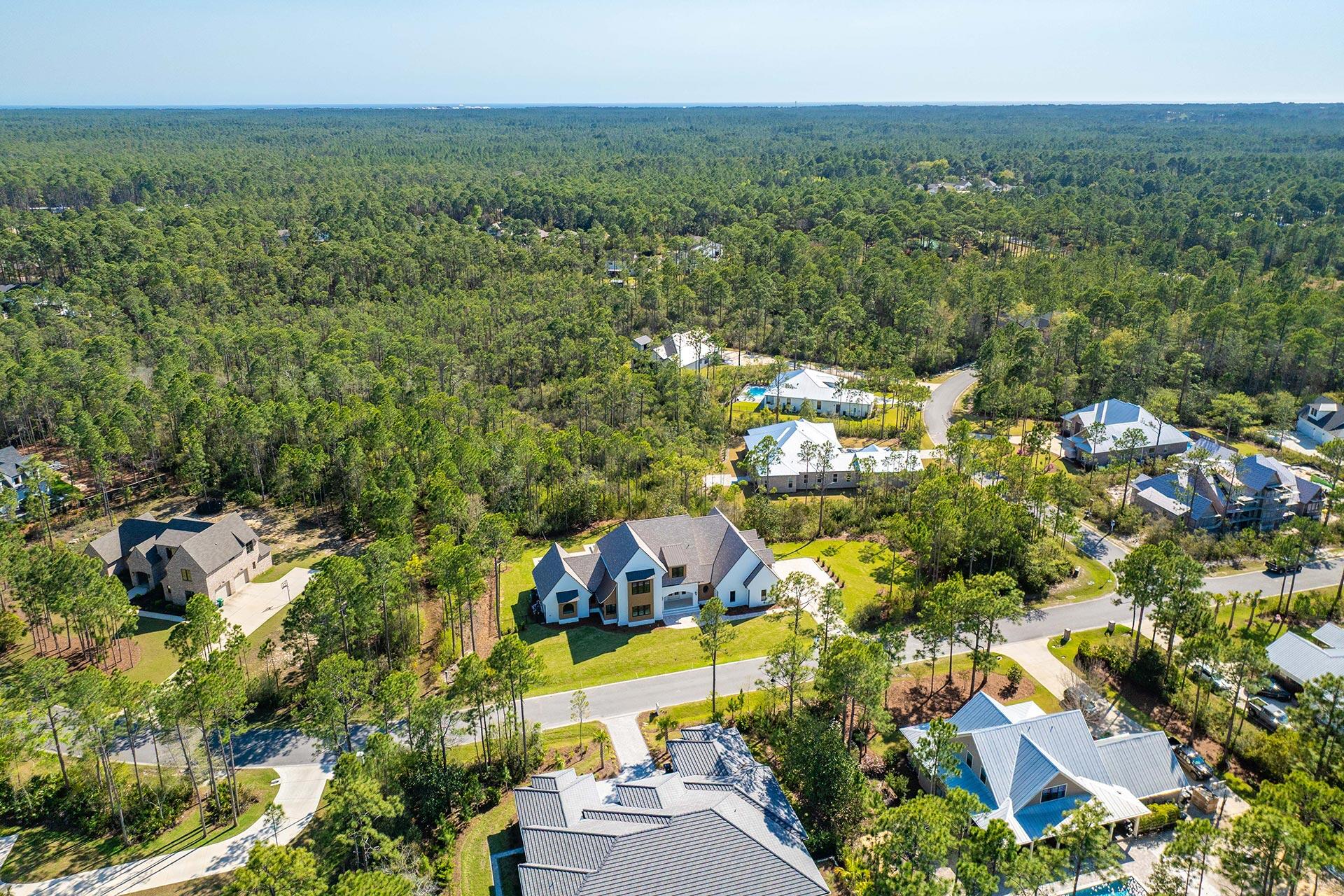 SECLUSION BAY - Residential