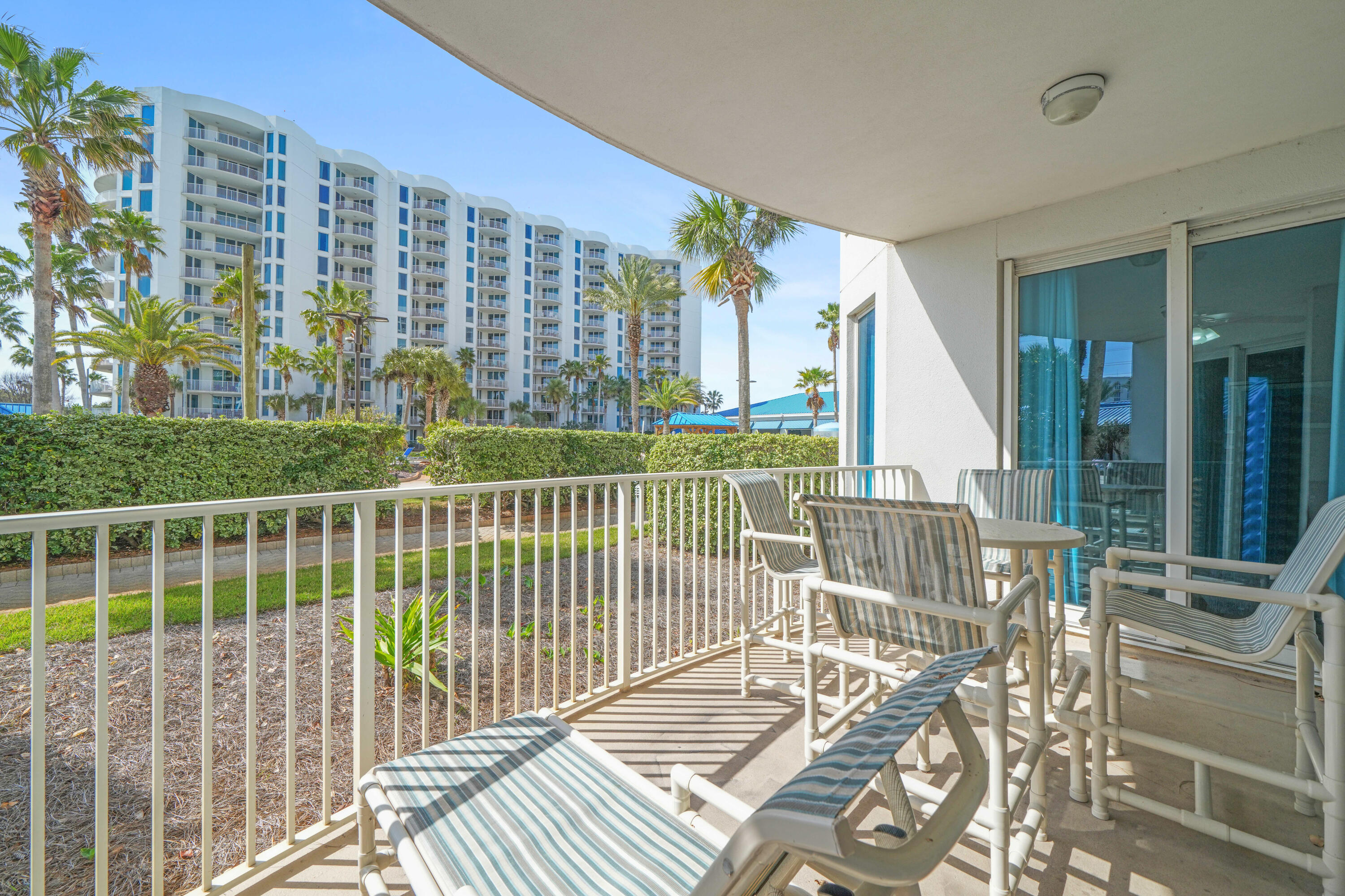 THE PALMS OF DESTIN - Residential