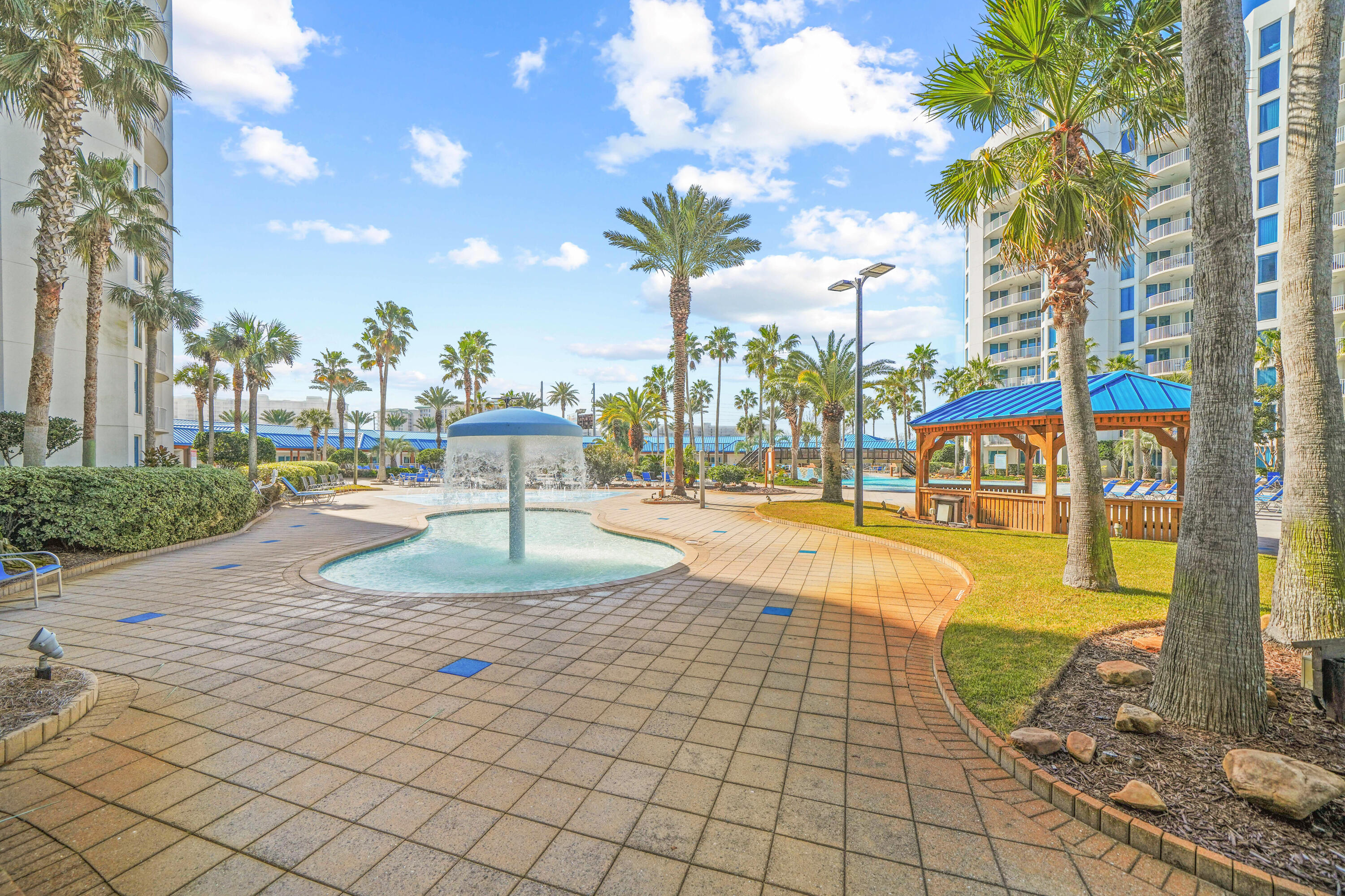 THE PALMS OF DESTIN - Residential