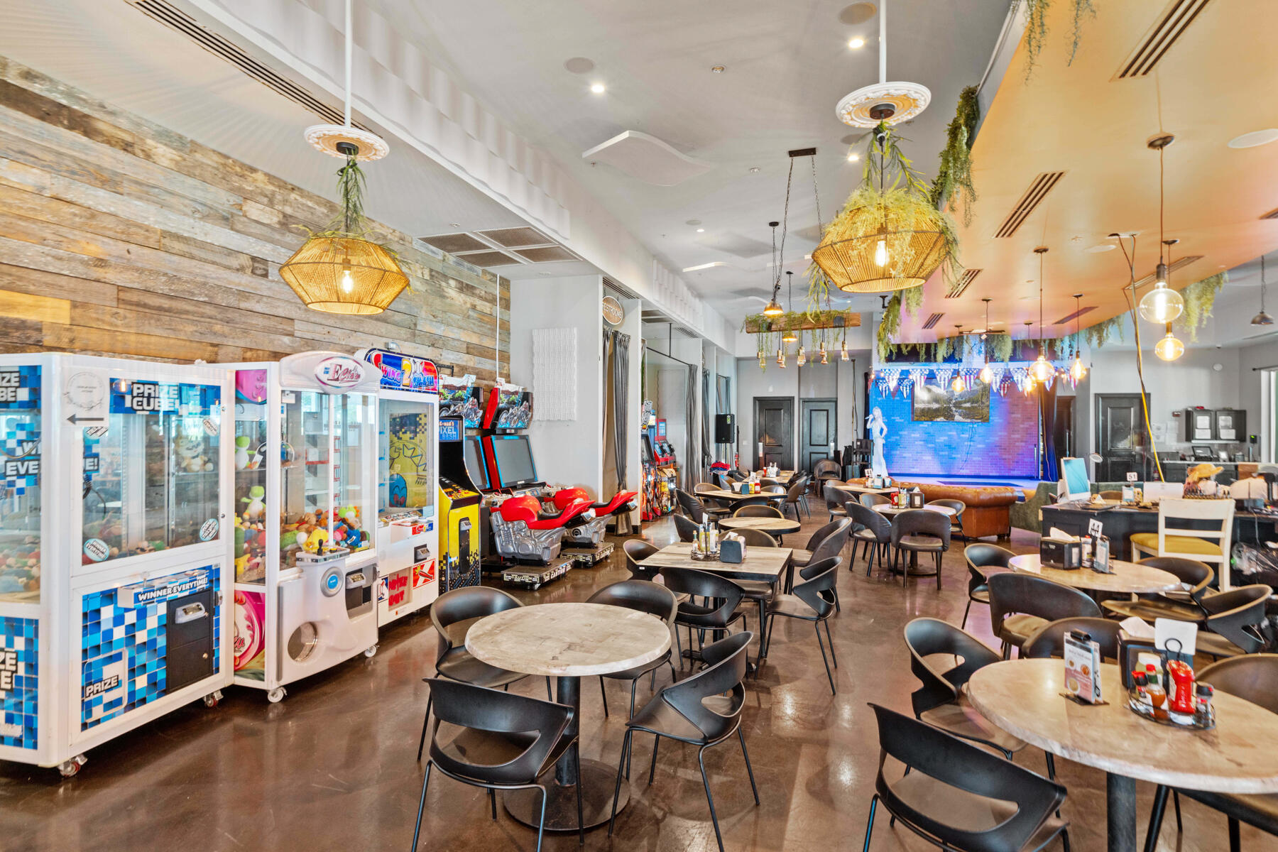 THE PALMS OF DESTIN - Residential