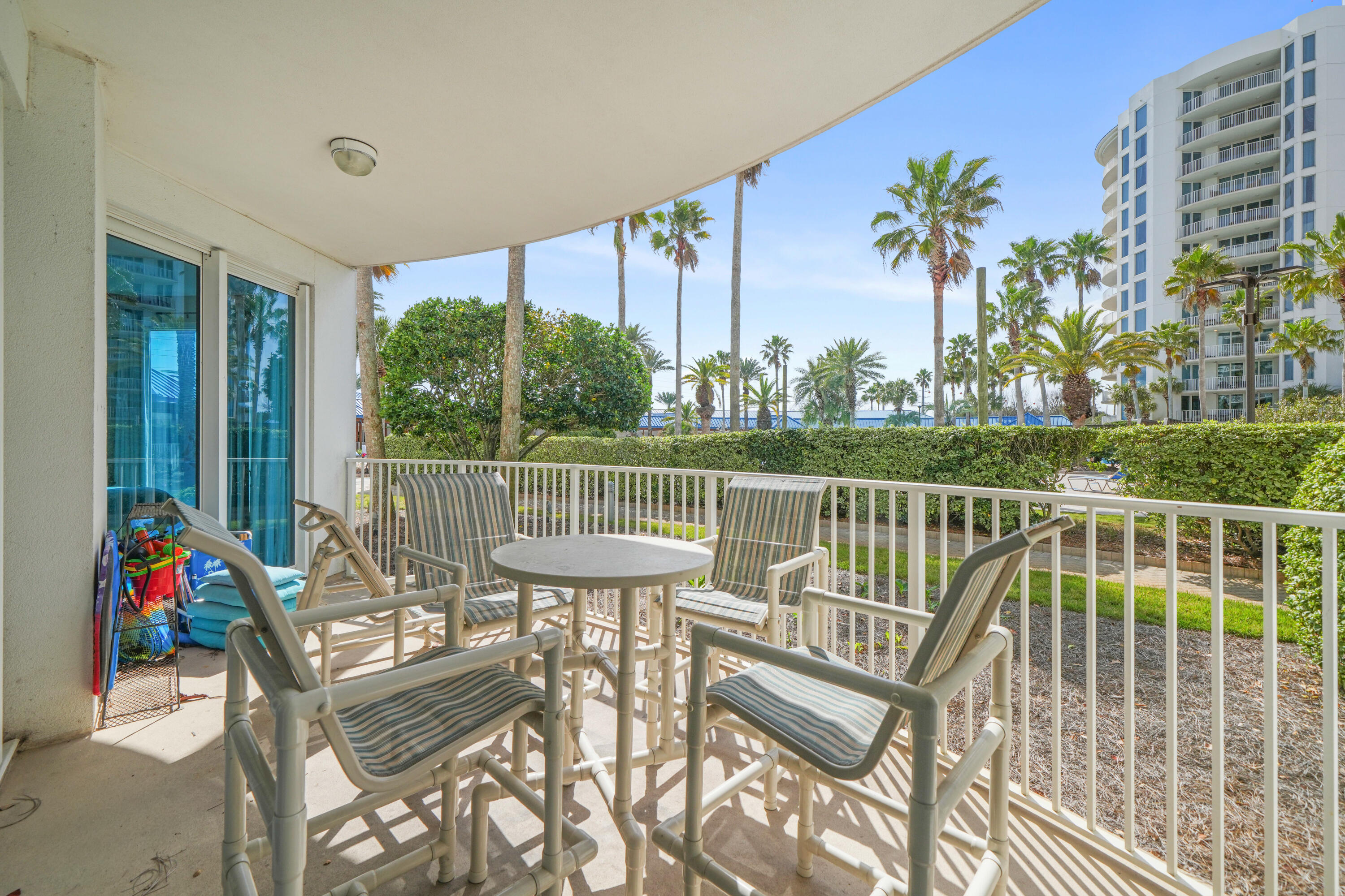 THE PALMS OF DESTIN - Residential