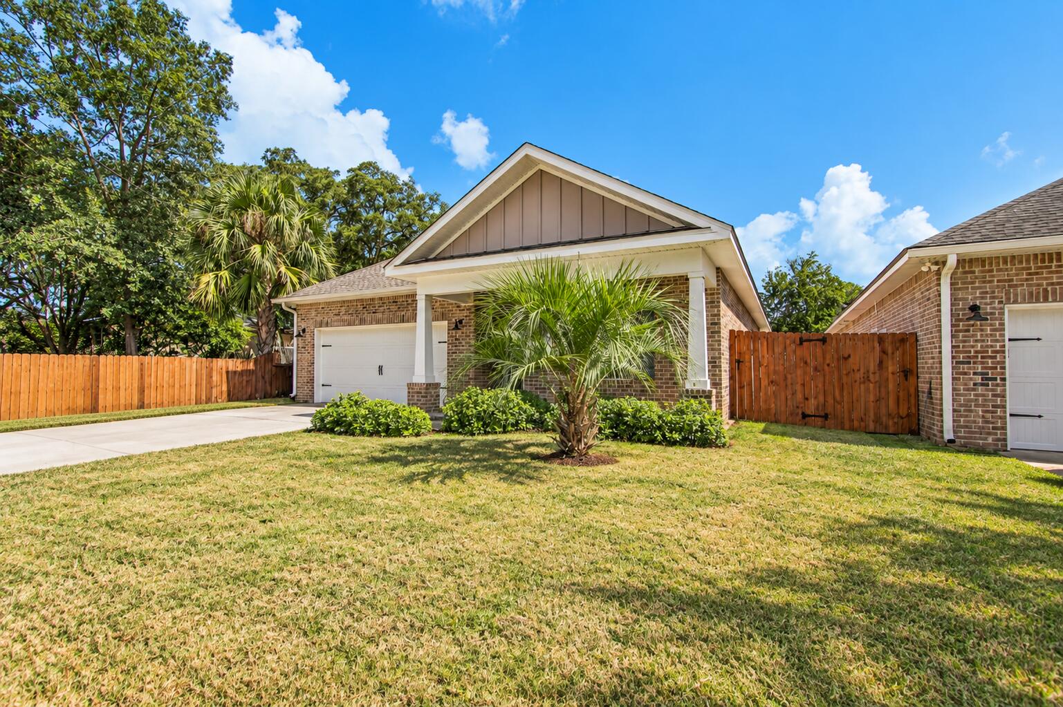 916 Linden Avenue