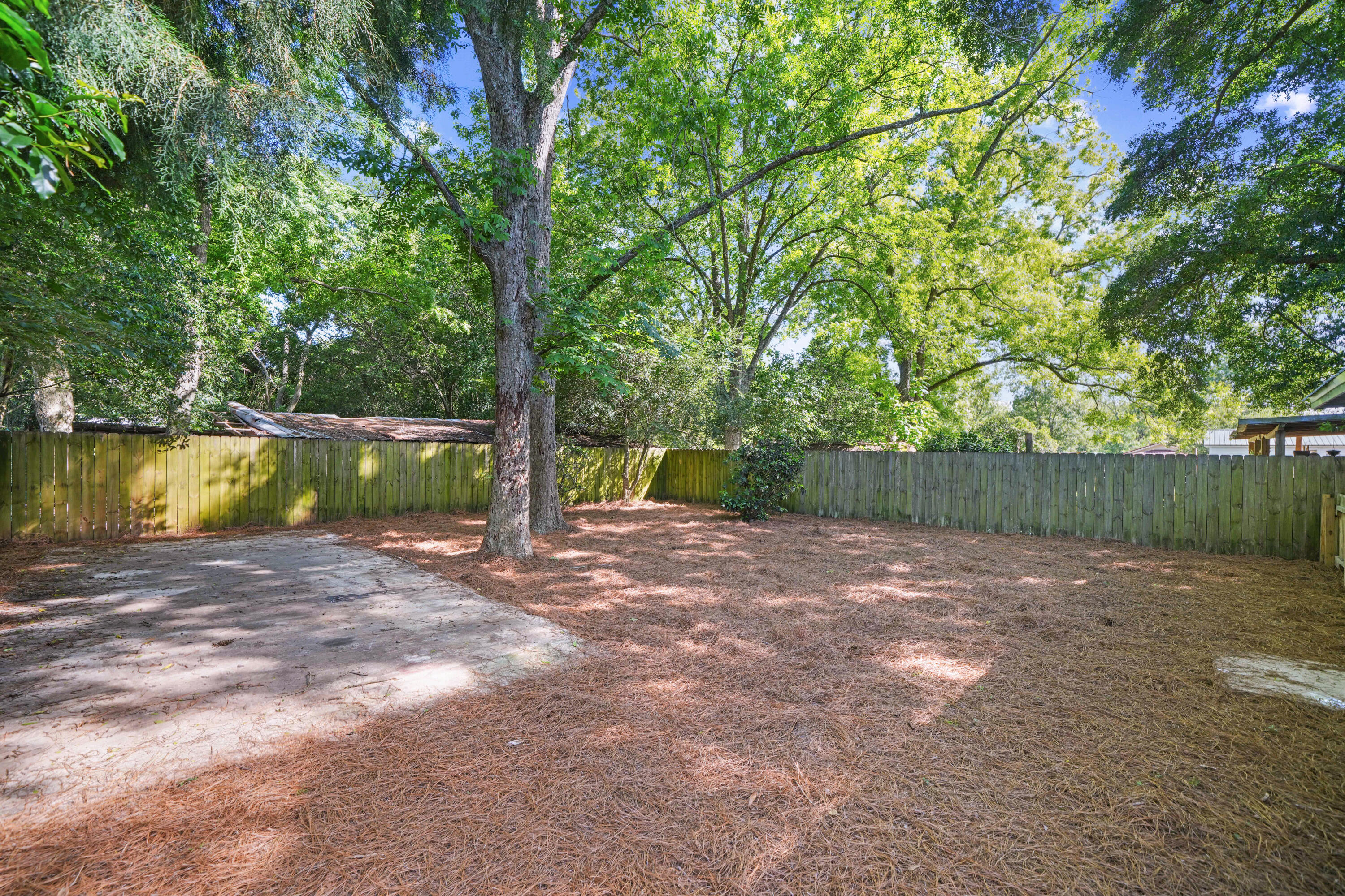 TOWN OF DEFUNIAK SPRINGS - Residential