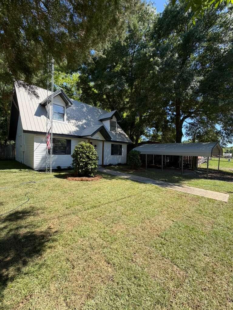 TOWN OF DEFUNIAK SPRINGS - Residential