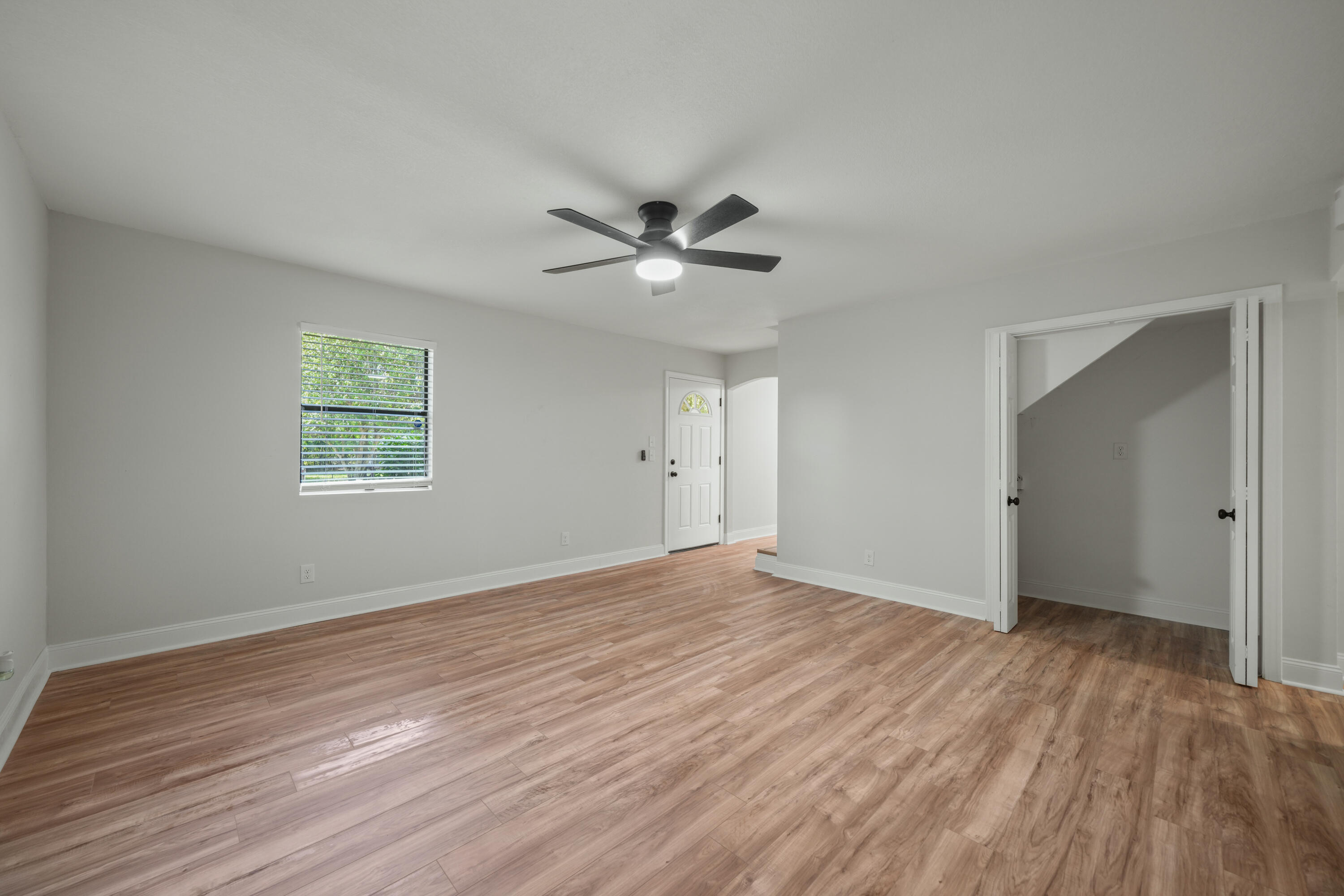 TOWN OF DEFUNIAK SPRINGS - Residential