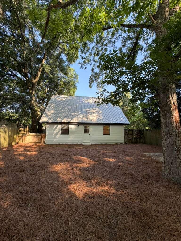 TOWN OF DEFUNIAK SPRINGS - Residential