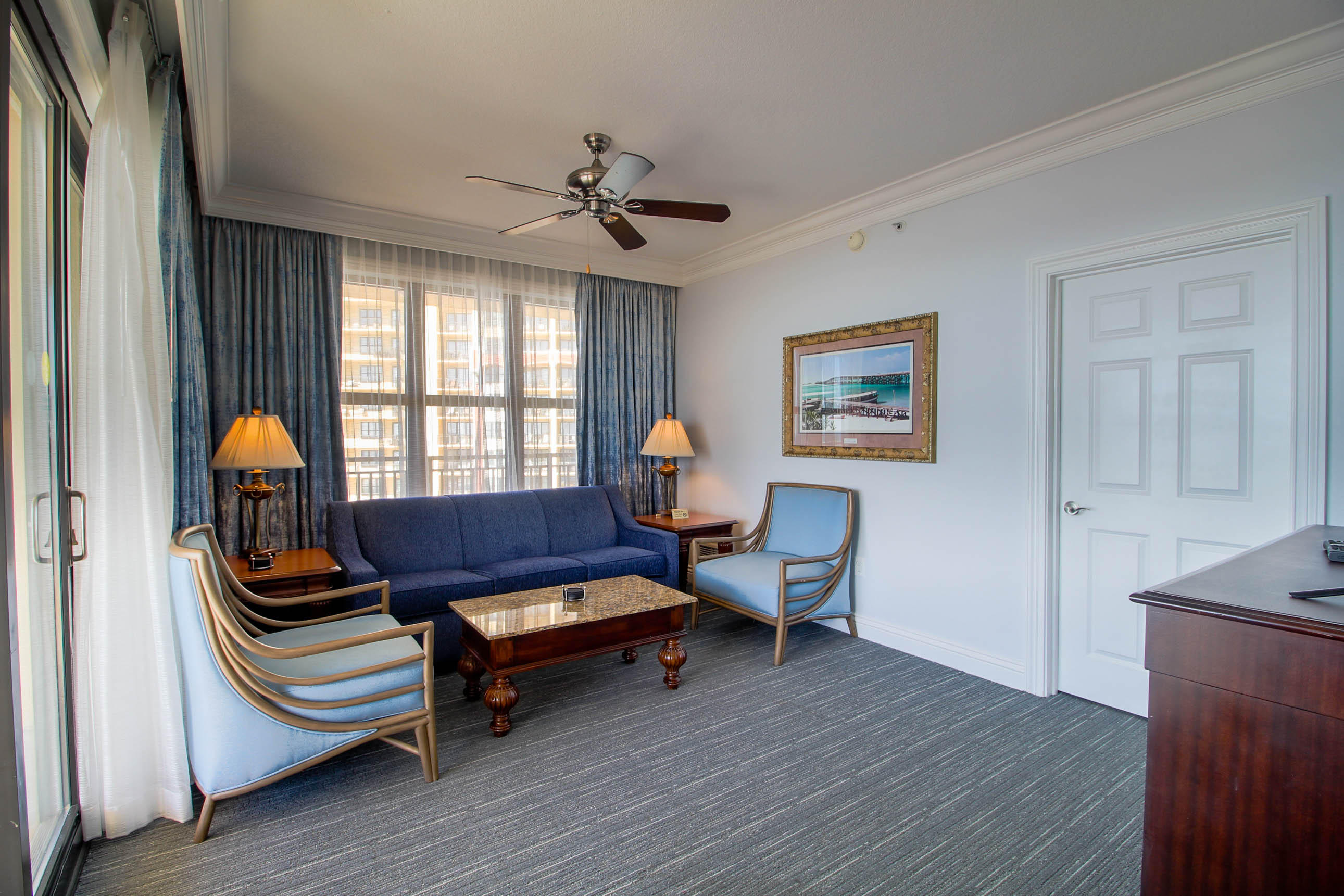 EMERALD GRANDE - Residential