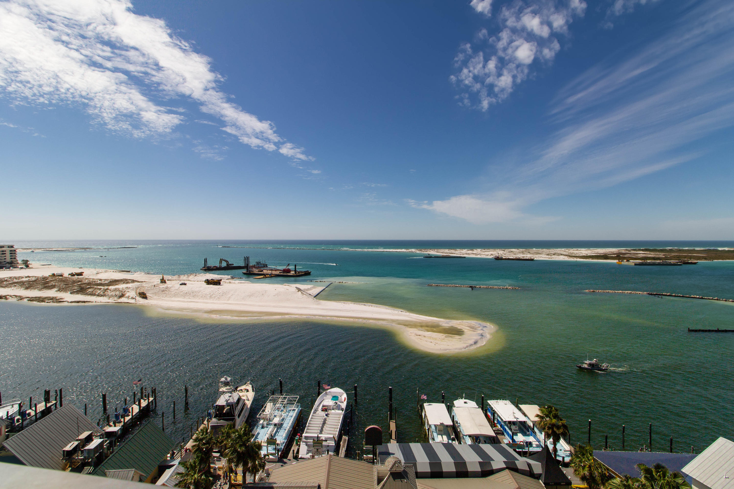 EMERALD GRANDE - Residential