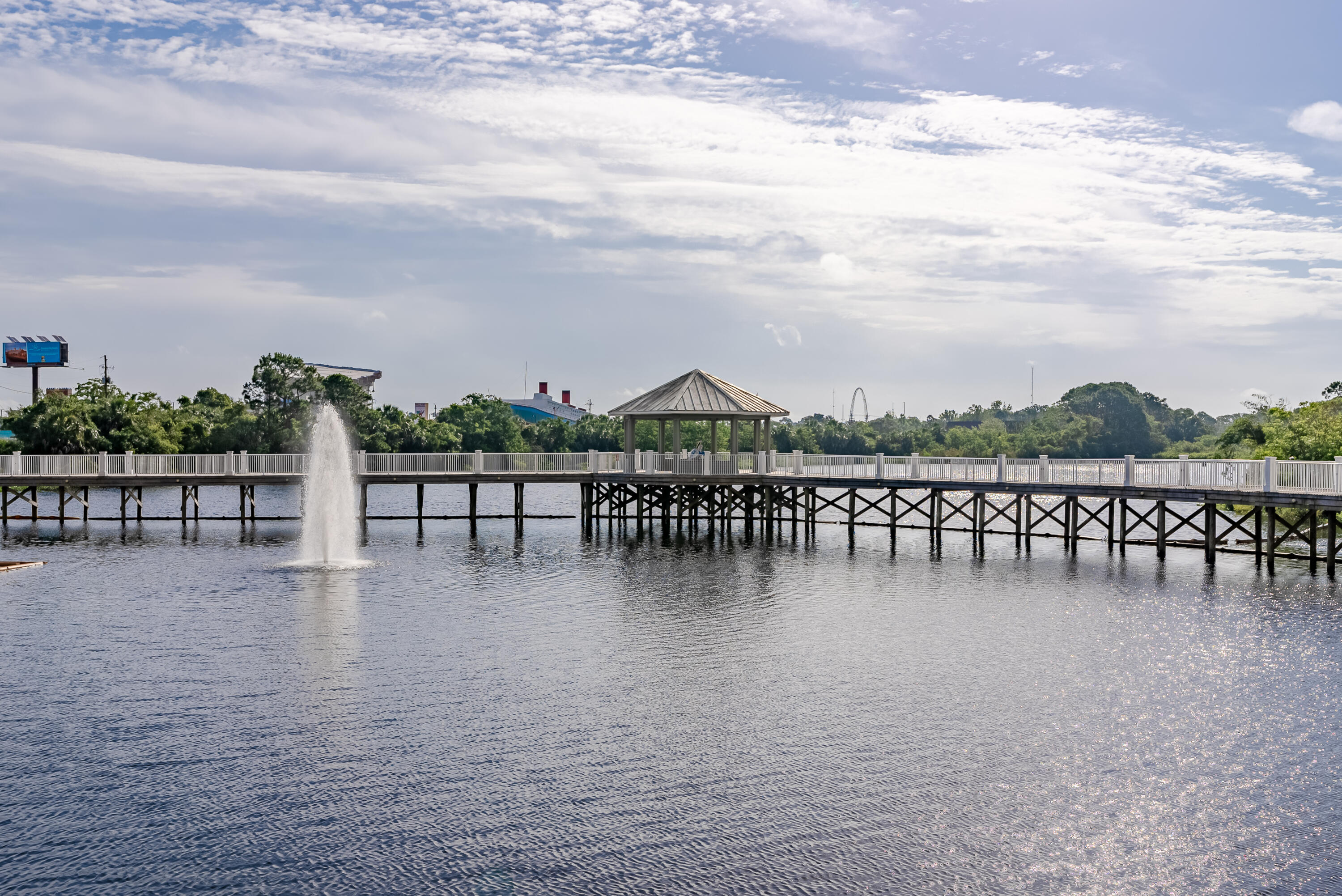 Laketown Wharf - Residential
