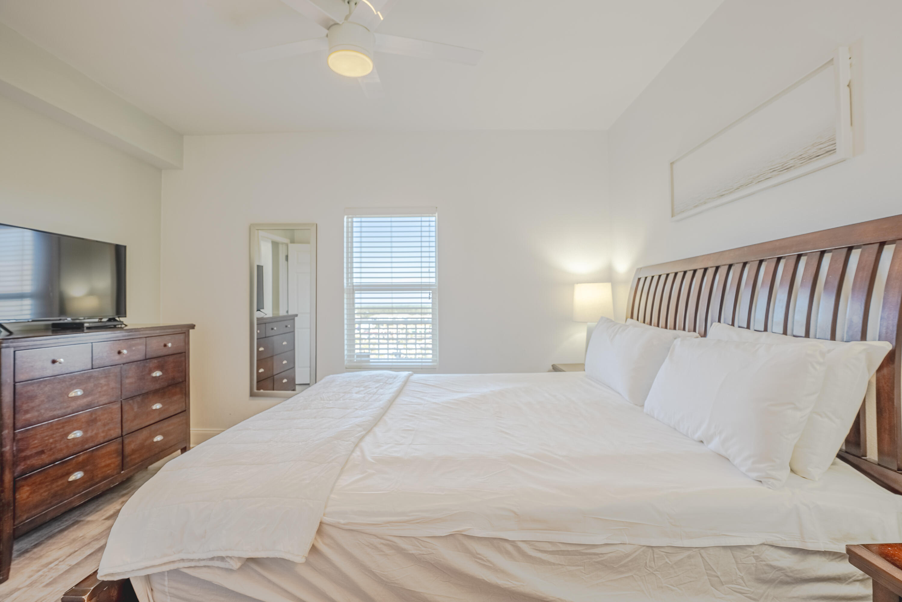 Laketown Wharf - Residential