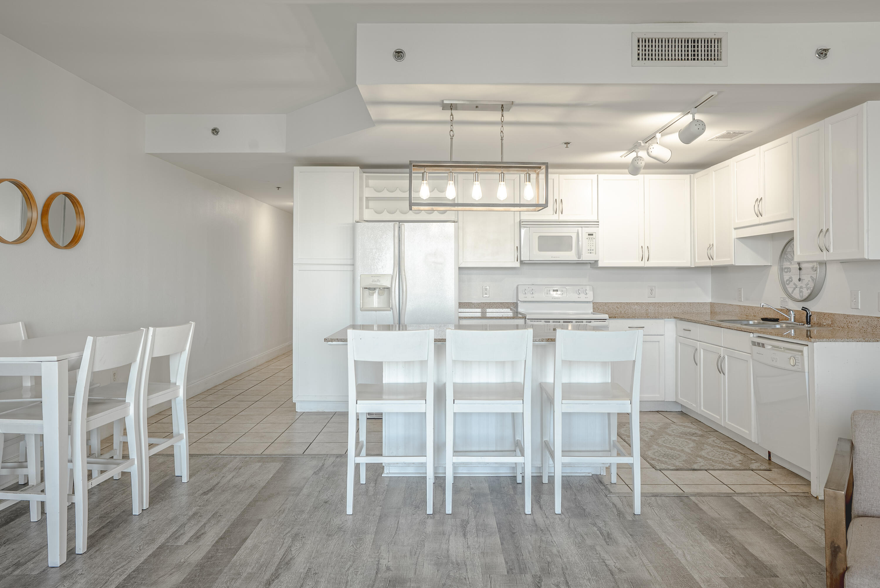 Laketown Wharf - Residential