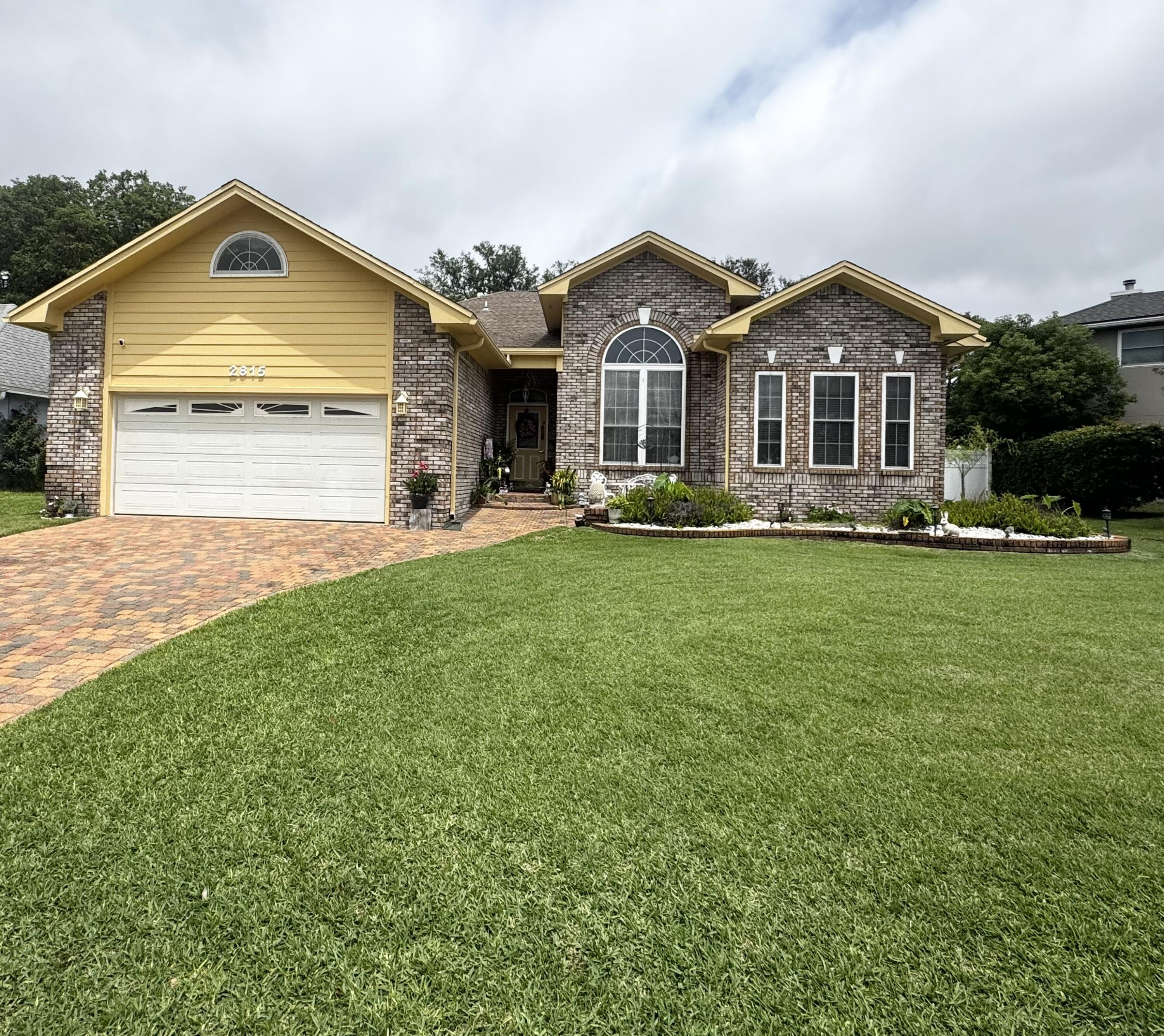 LAKE POINTE - Residential
