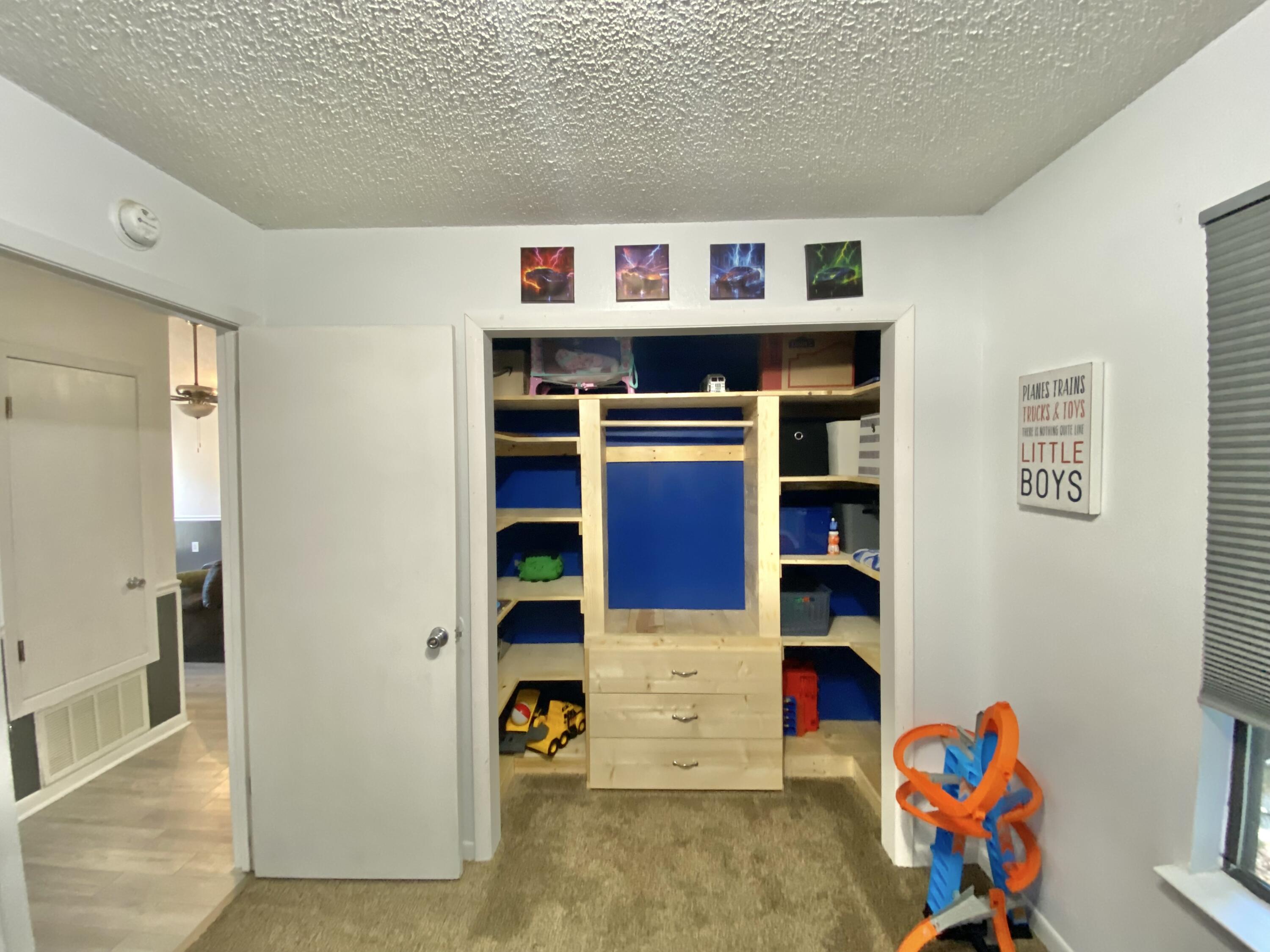 COUNTRY OAKS ESTATES PH 2 - Residential