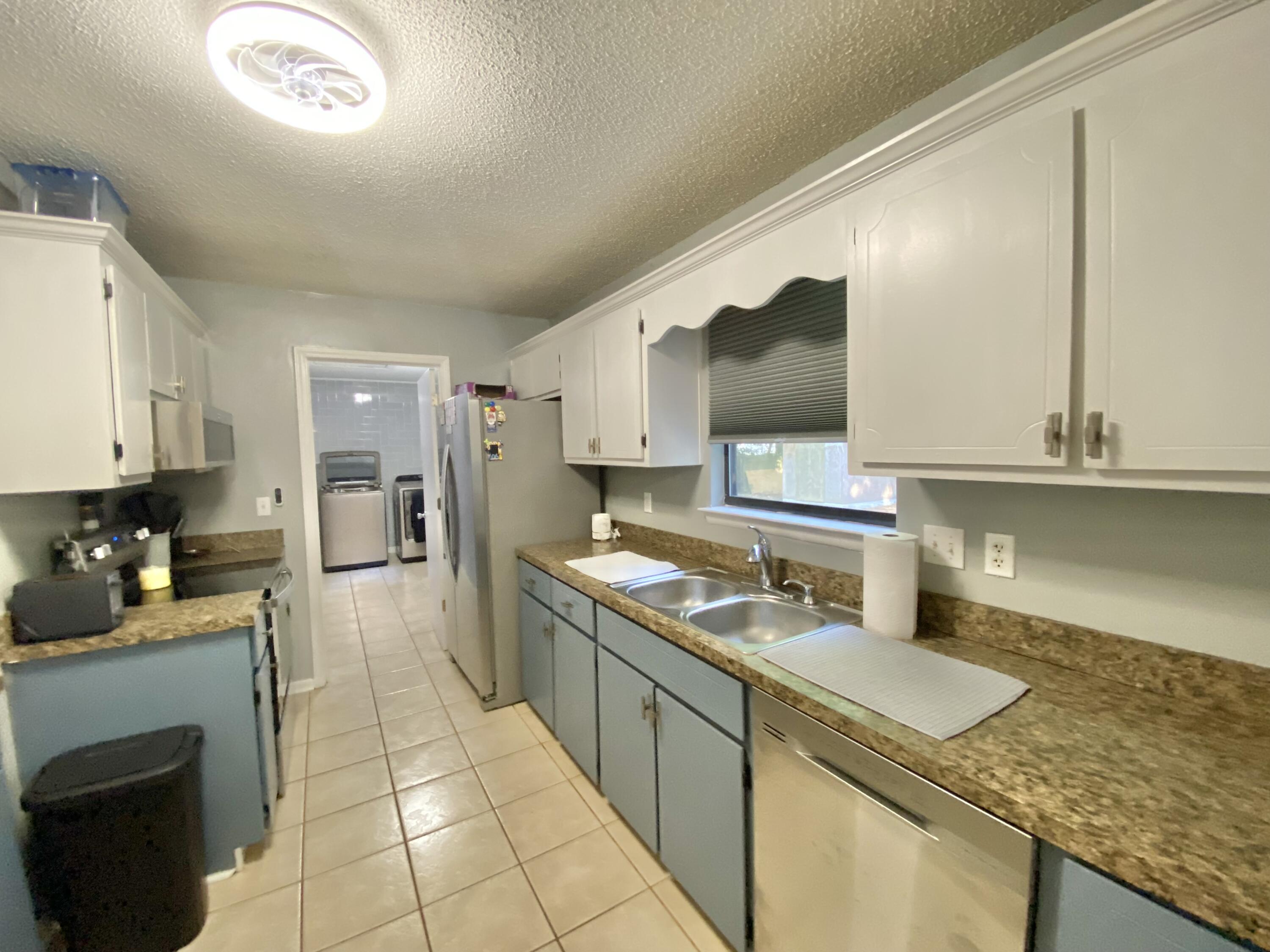 COUNTRY OAKS ESTATES PH 2 - Residential