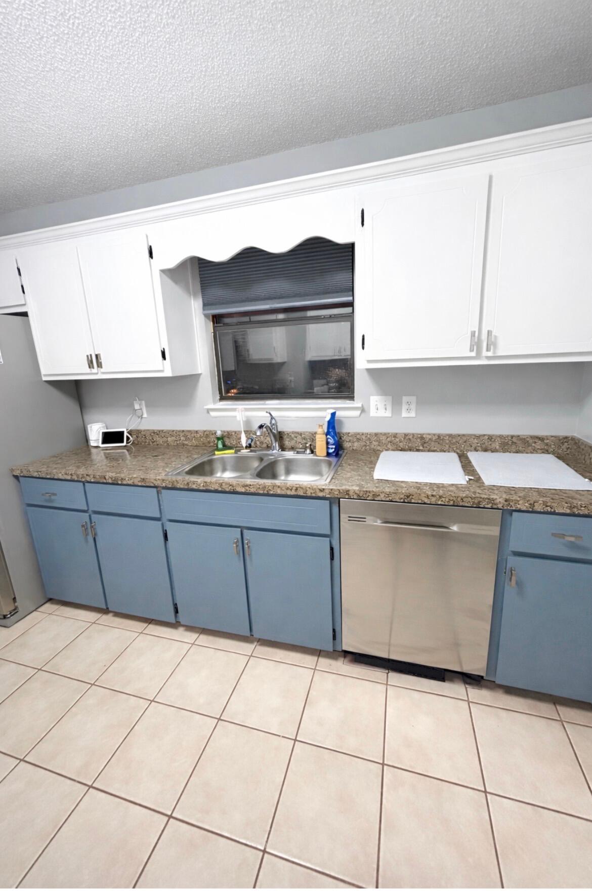 COUNTRY OAKS ESTATES PH 2 - Residential