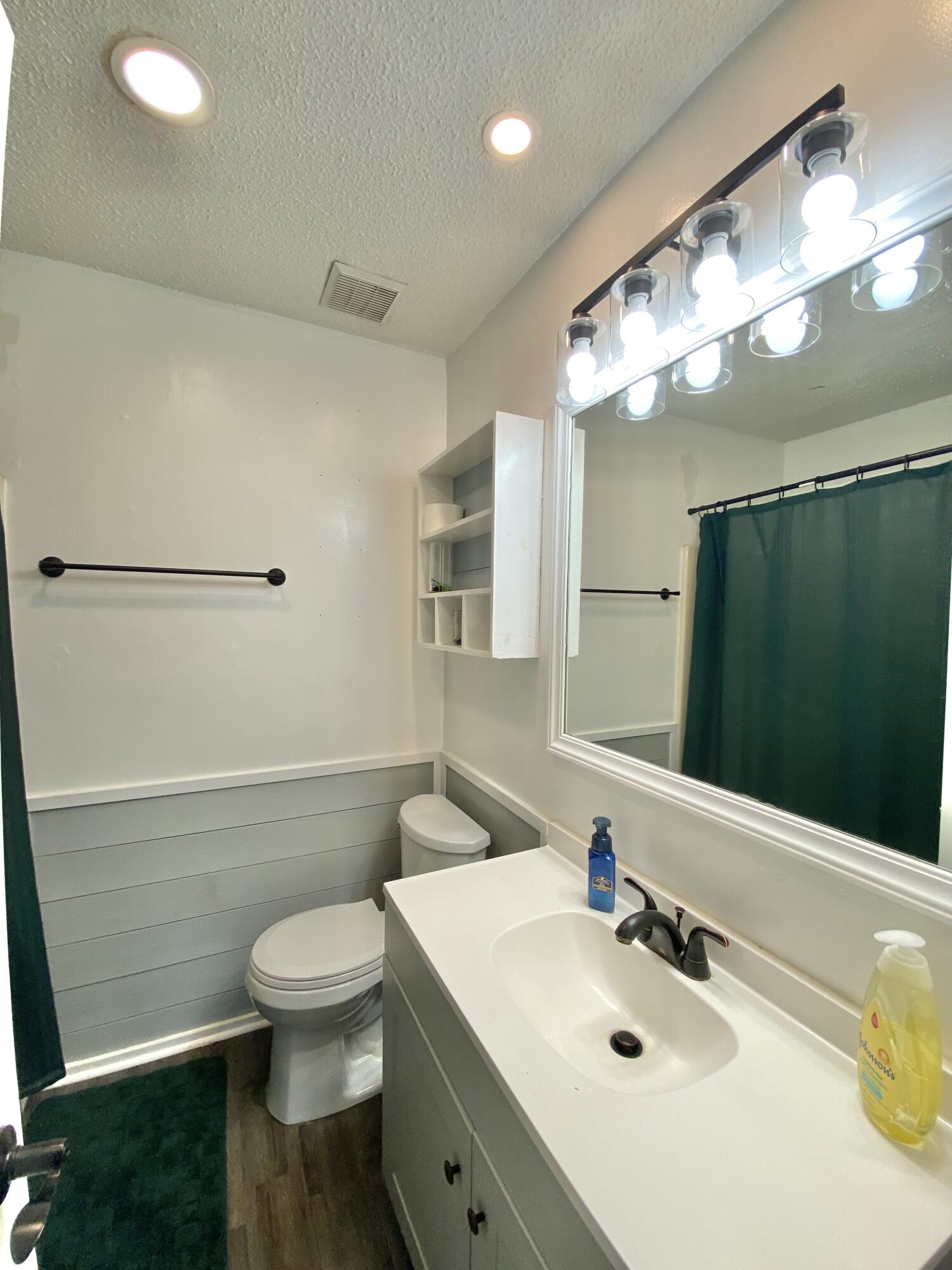 COUNTRY OAKS ESTATES PH 2 - Residential