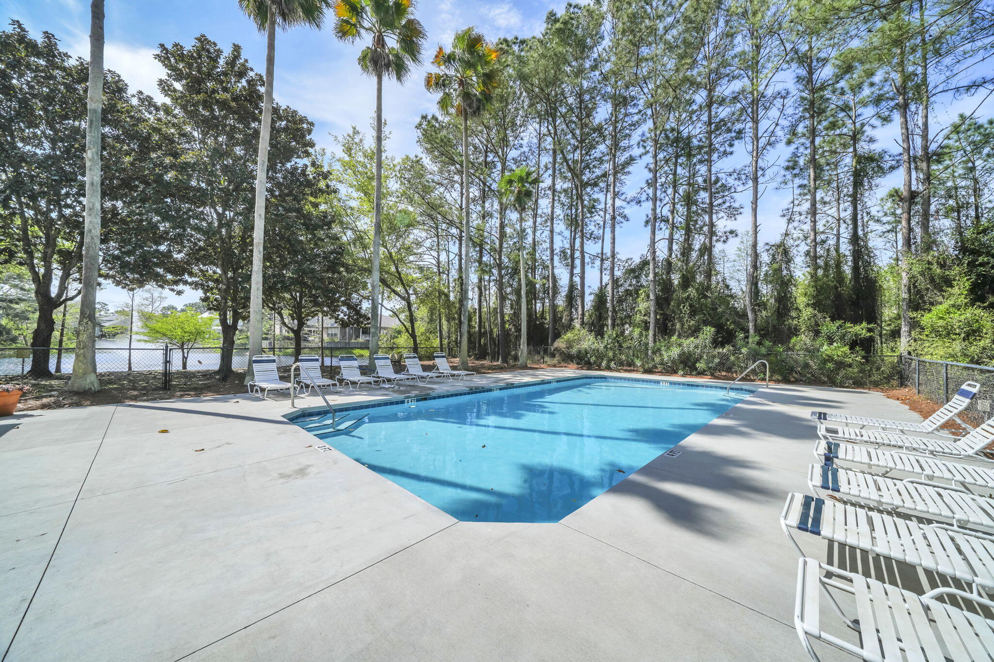 ESCADA - Residential