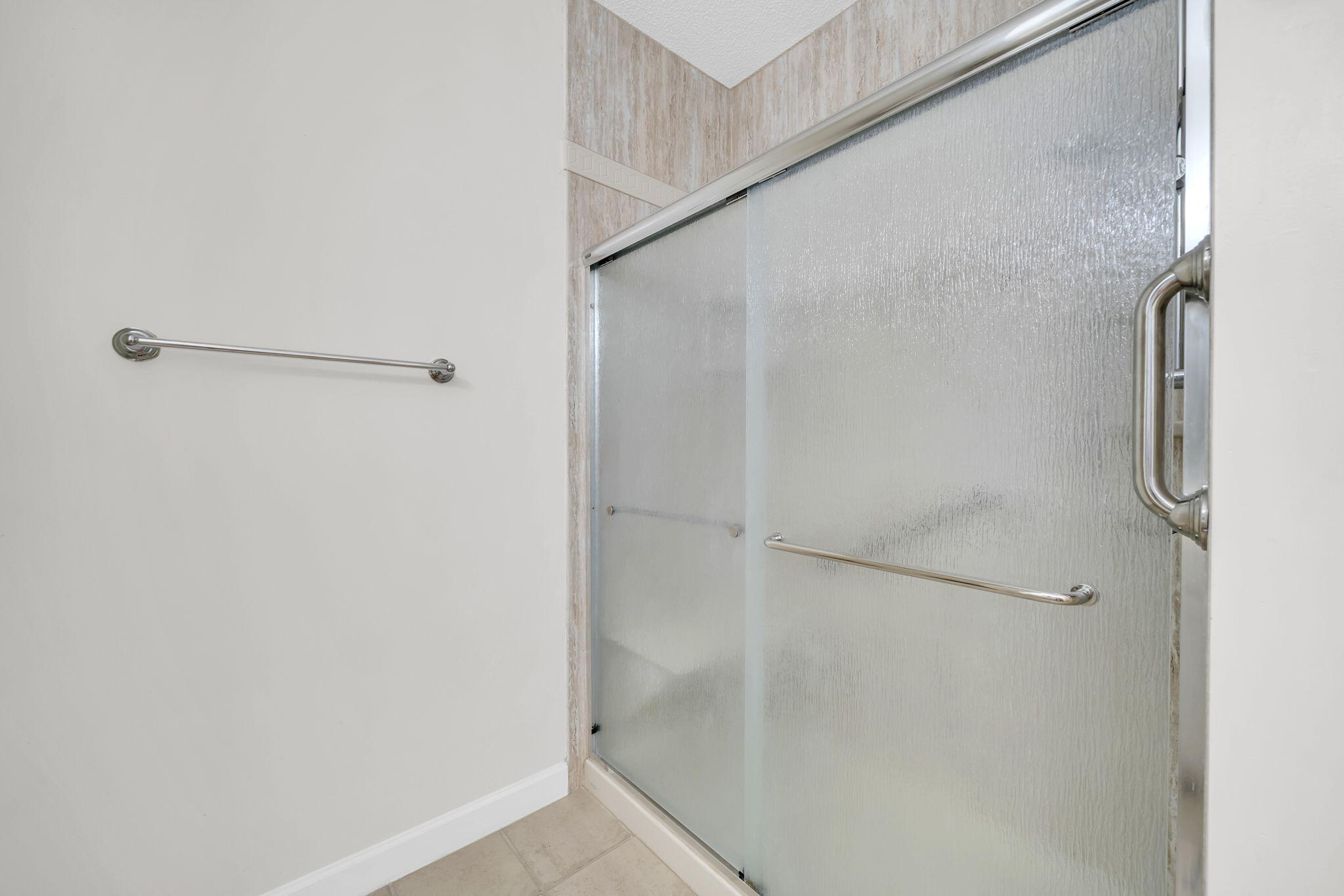 ESCADA - Residential