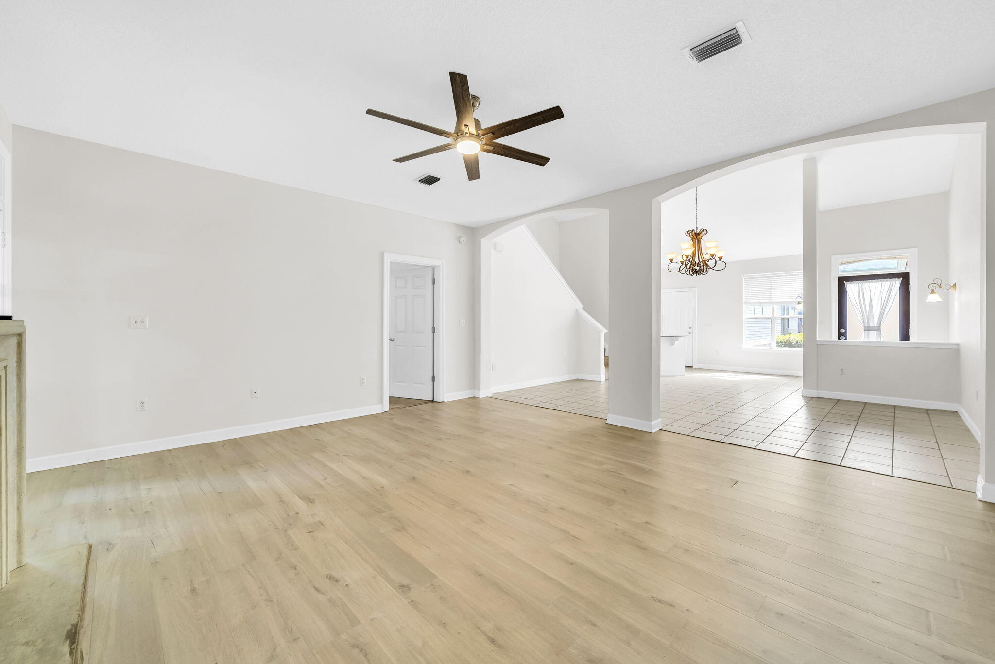 ESCADA - Residential