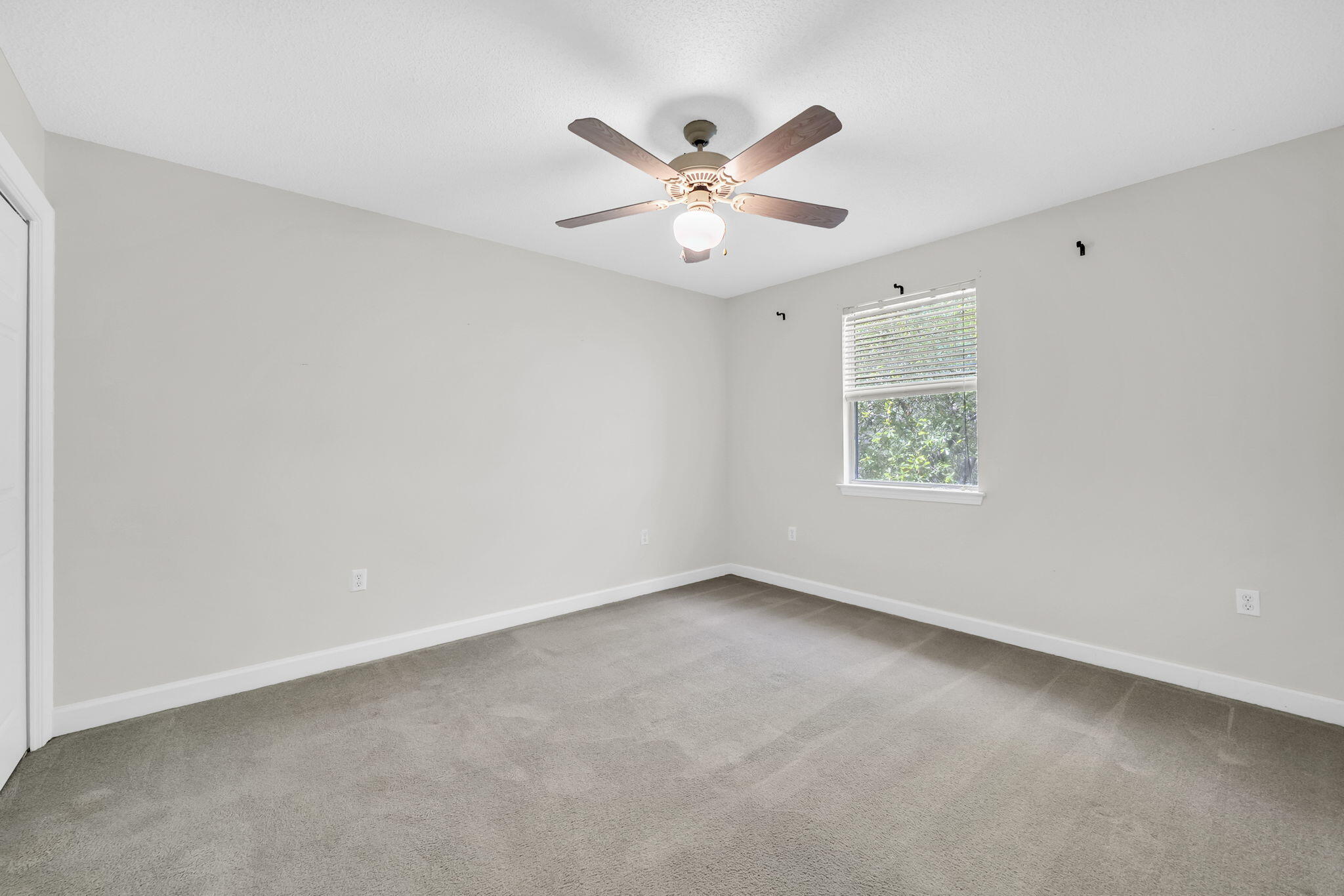 ESCADA - Residential