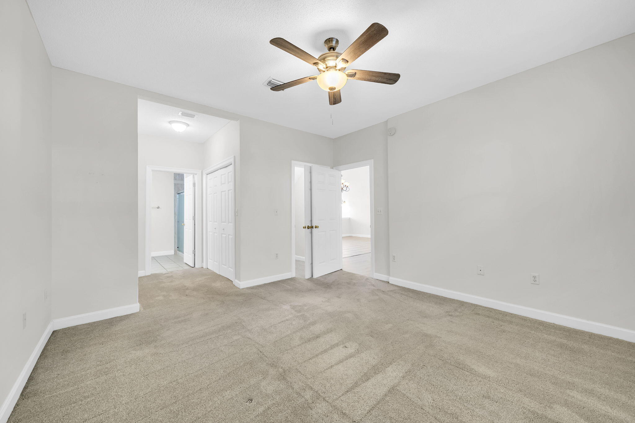 ESCADA - Residential