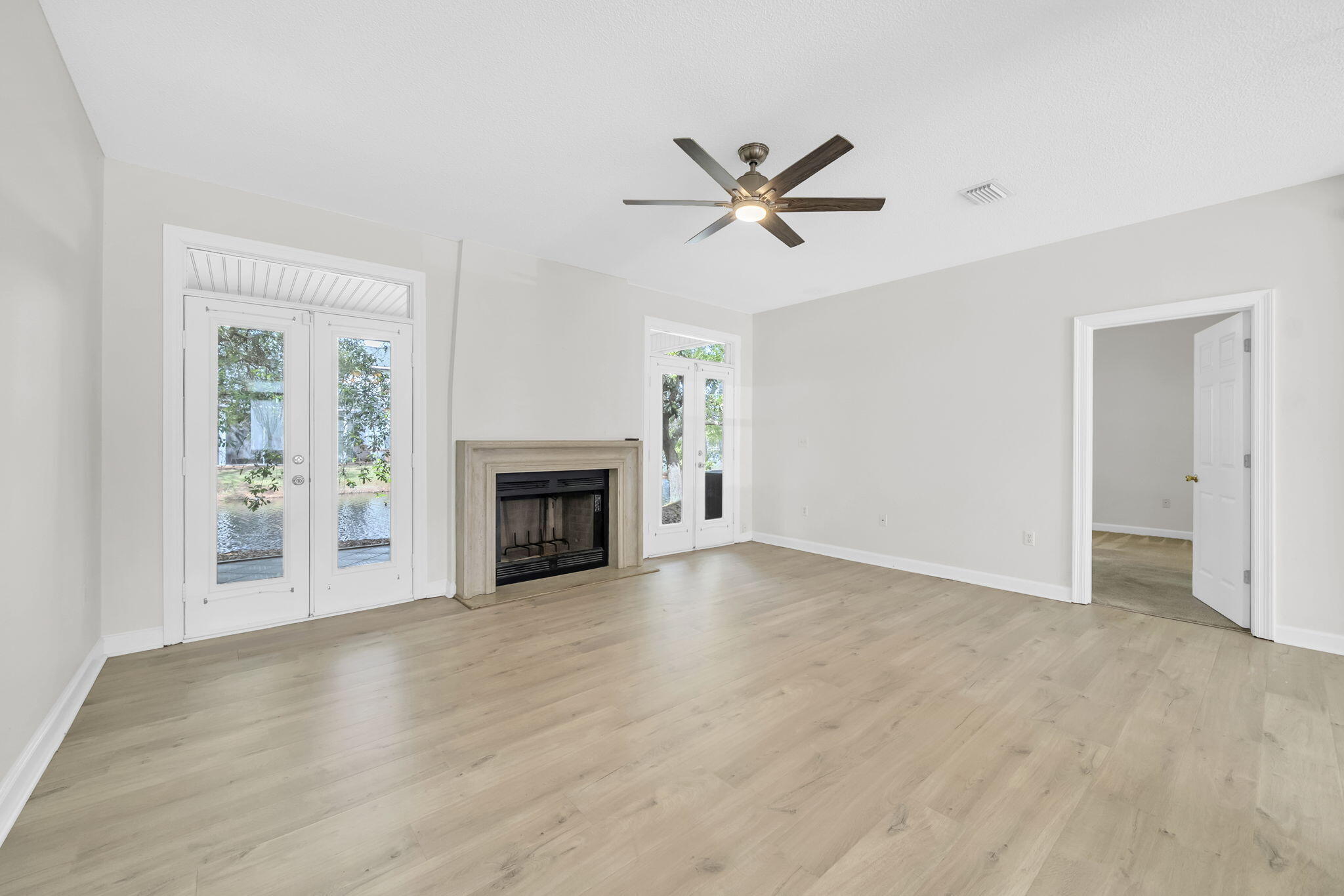 ESCADA - Residential