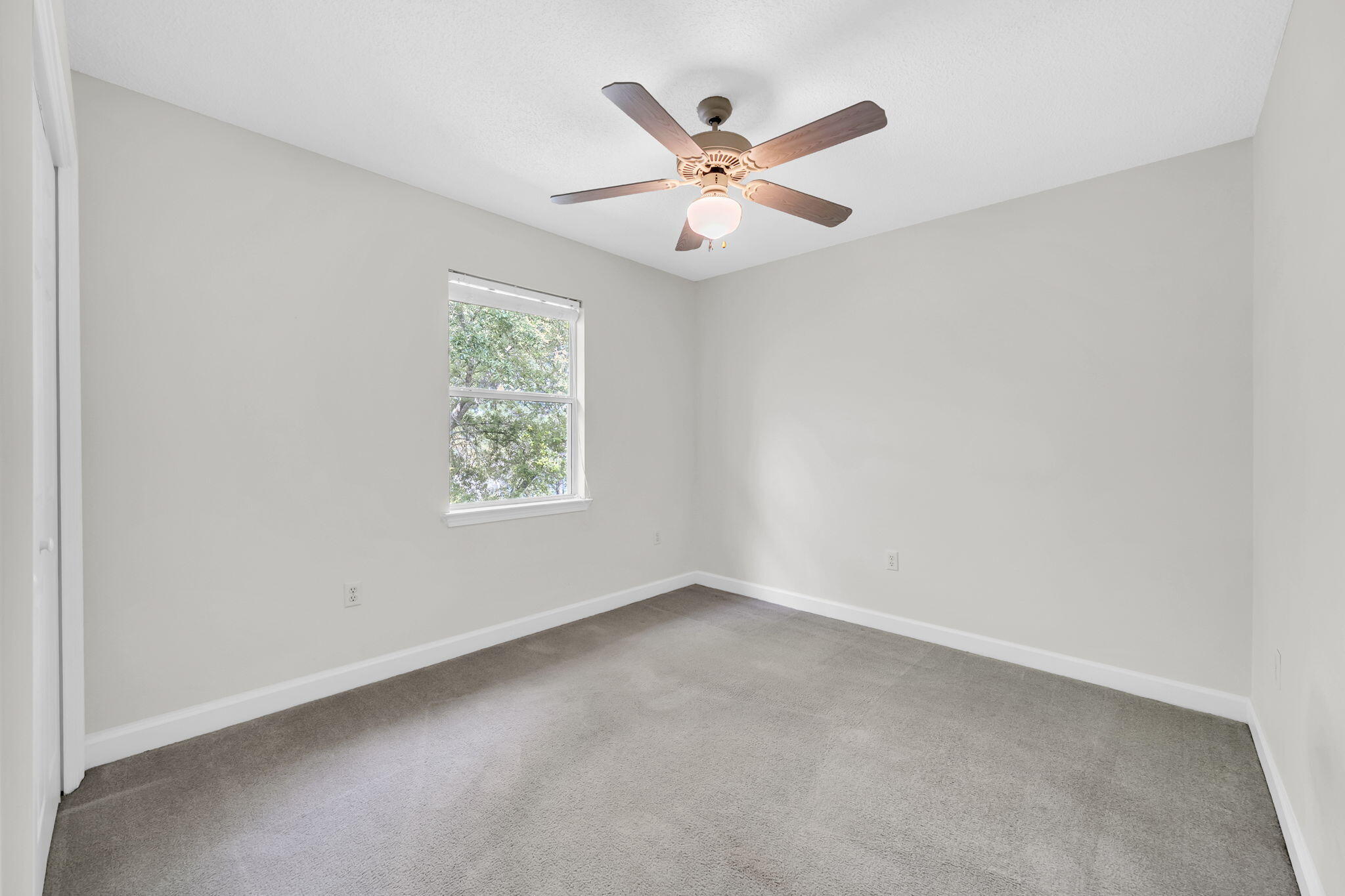 ESCADA - Residential