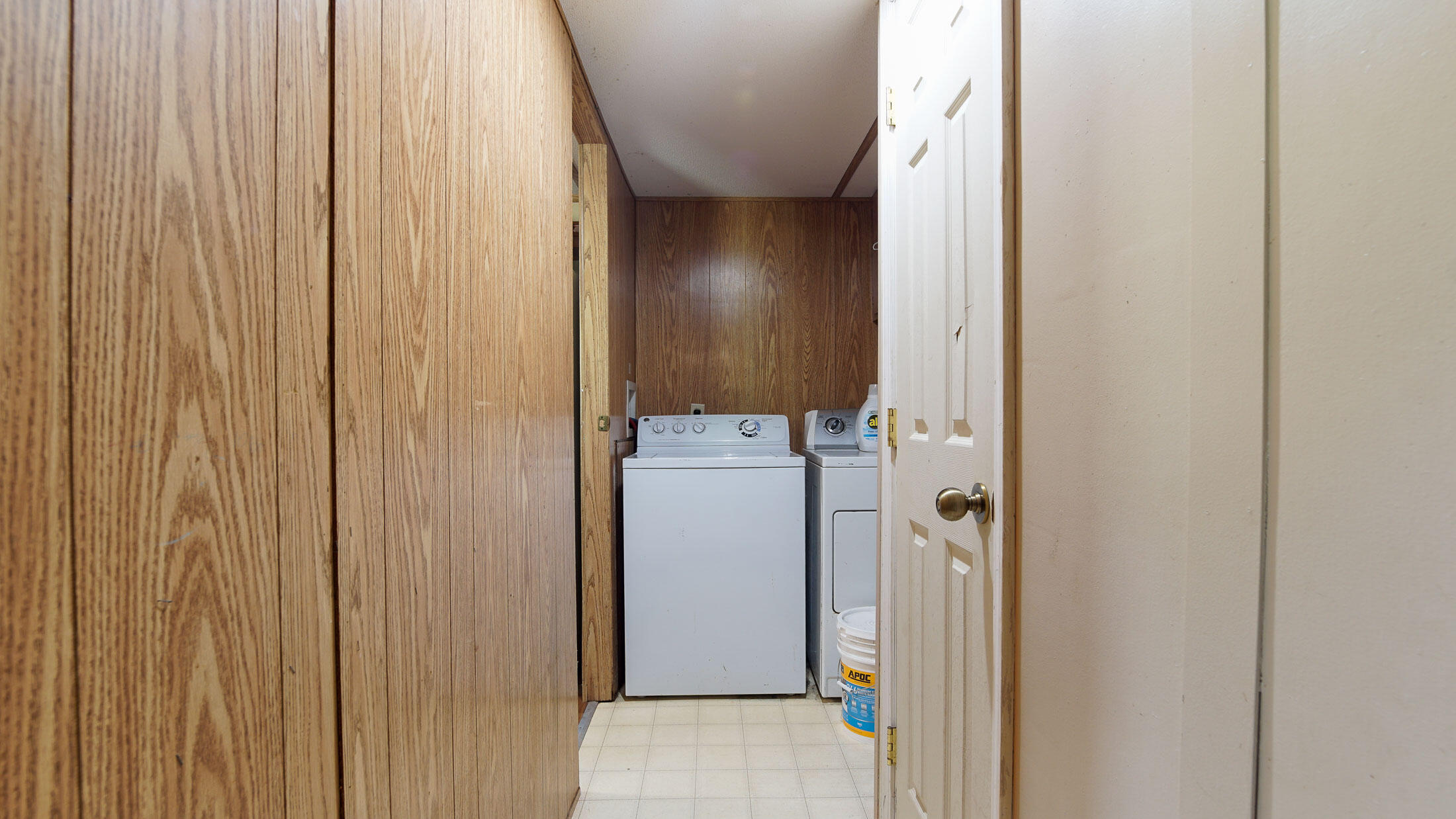 OAKWOOD HILLS UNIT 3 - Residential