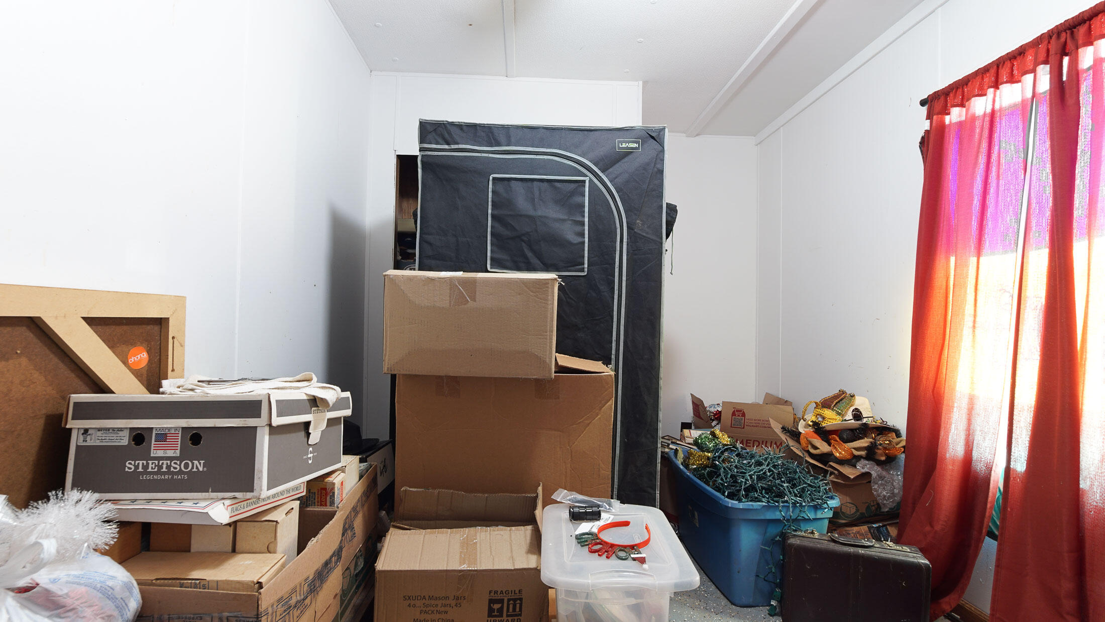 OAKWOOD HILLS UNIT 3 - Residential