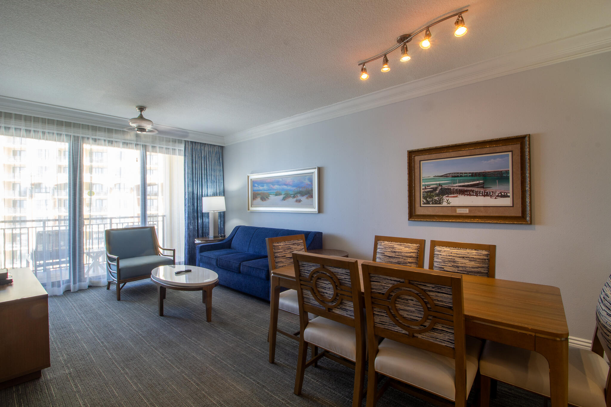 EMERALD GRANDE - Residential