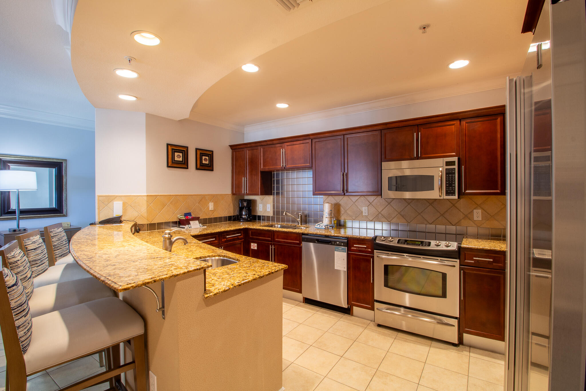 EMERALD GRANDE - Residential