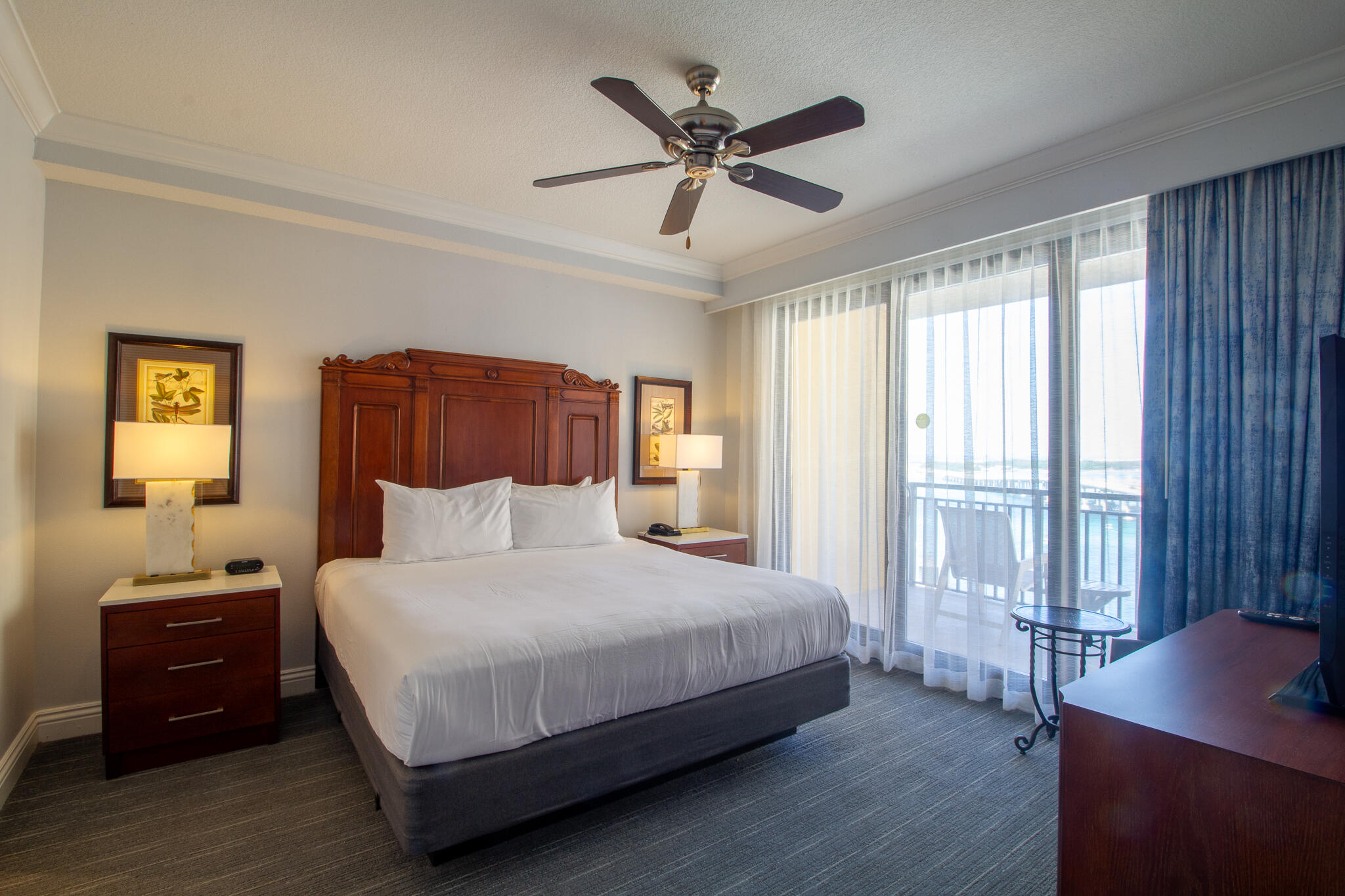 EMERALD GRANDE - Residential