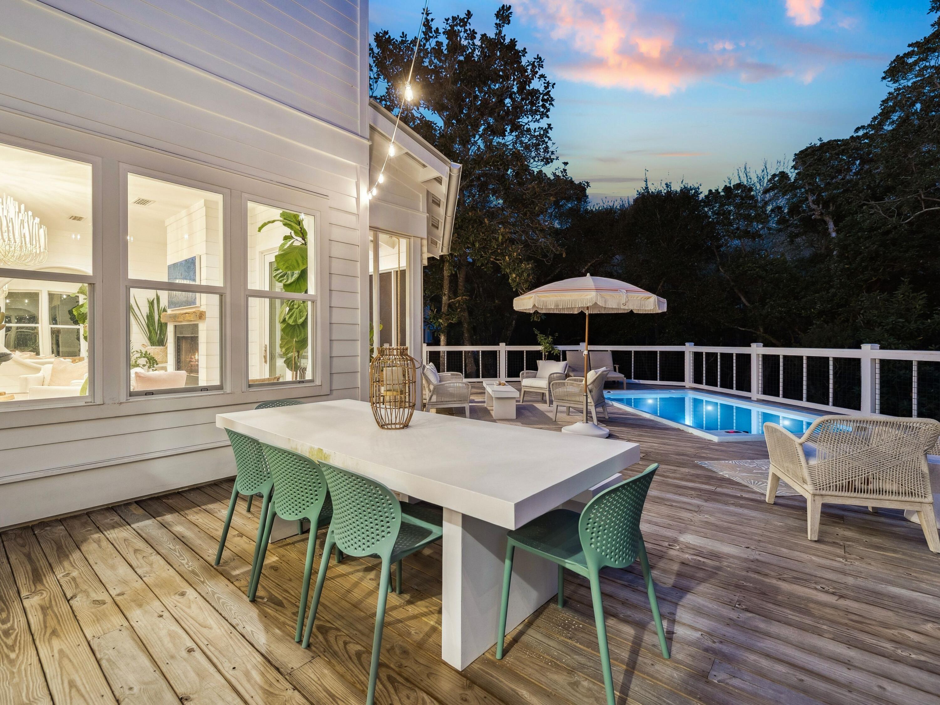 SEAGROVE VILLAGE 7TH ADD - Residential