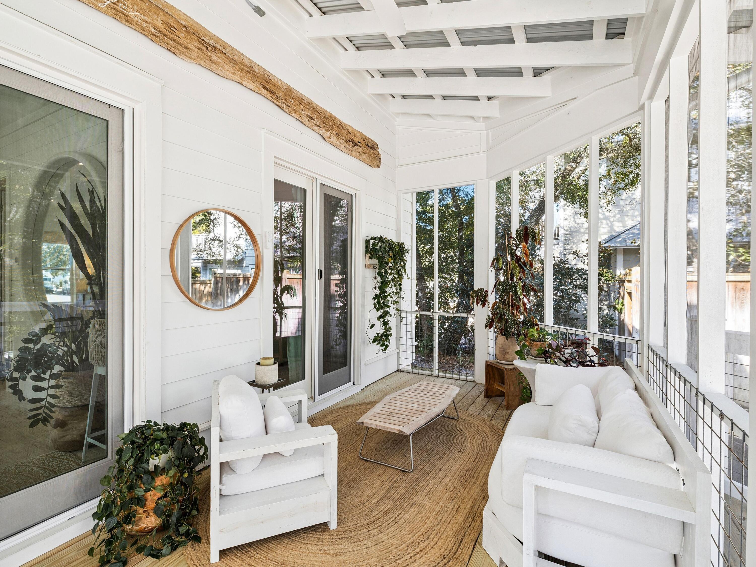 SEAGROVE VILLAGE 7TH ADD - Residential