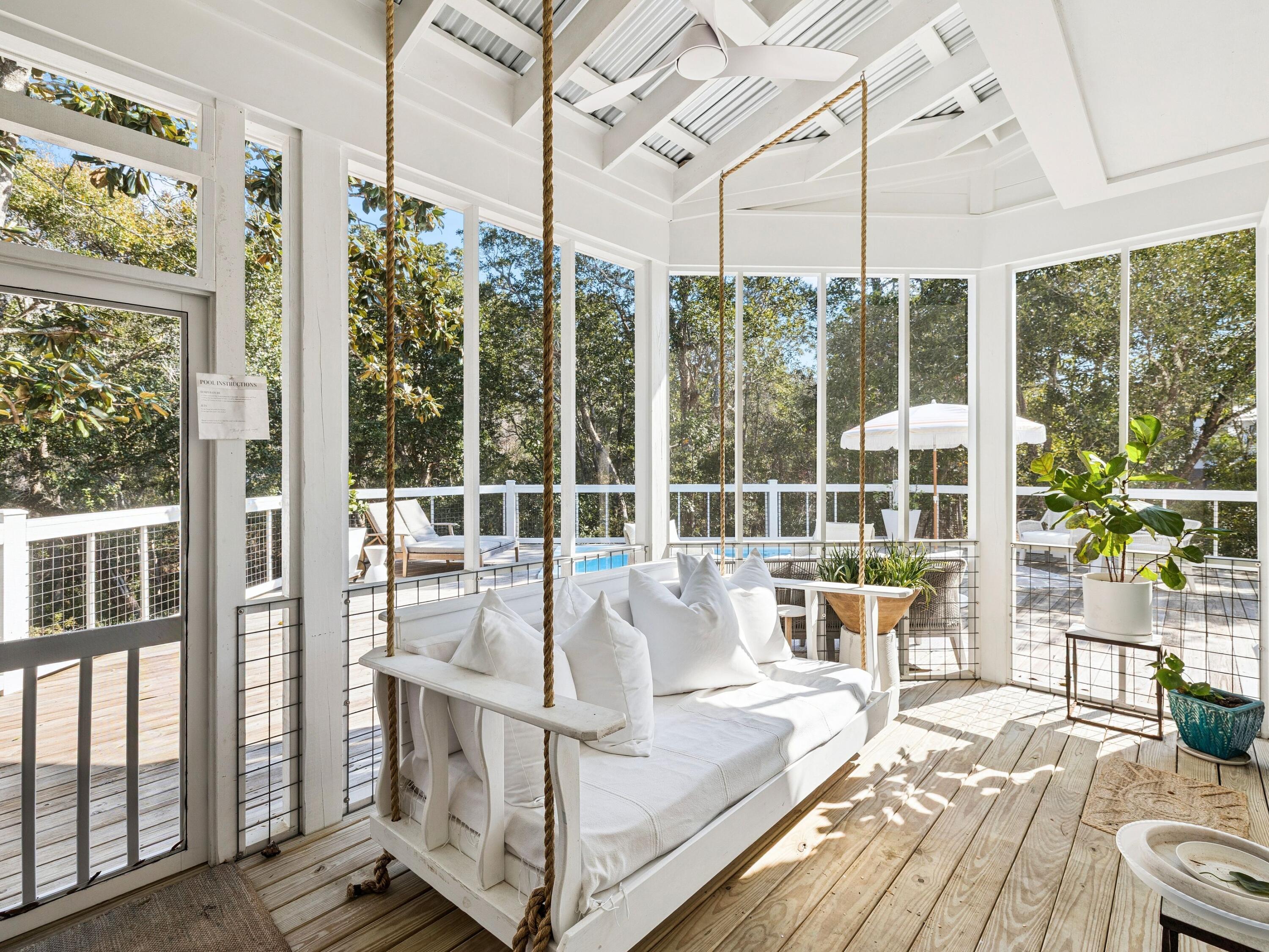 SEAGROVE VILLAGE 7TH ADD - Residential