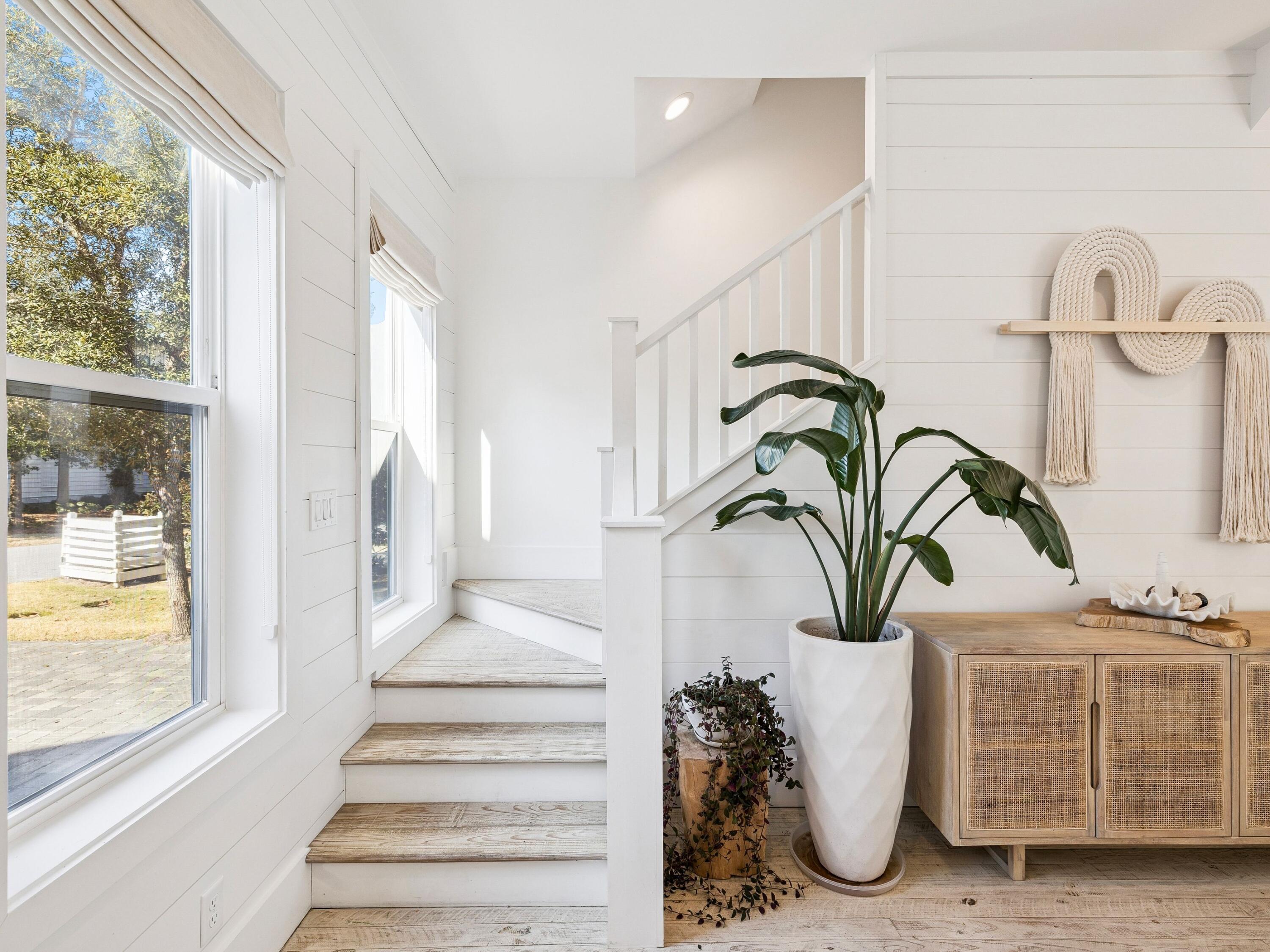 SEAGROVE VILLAGE 7TH ADD - Residential